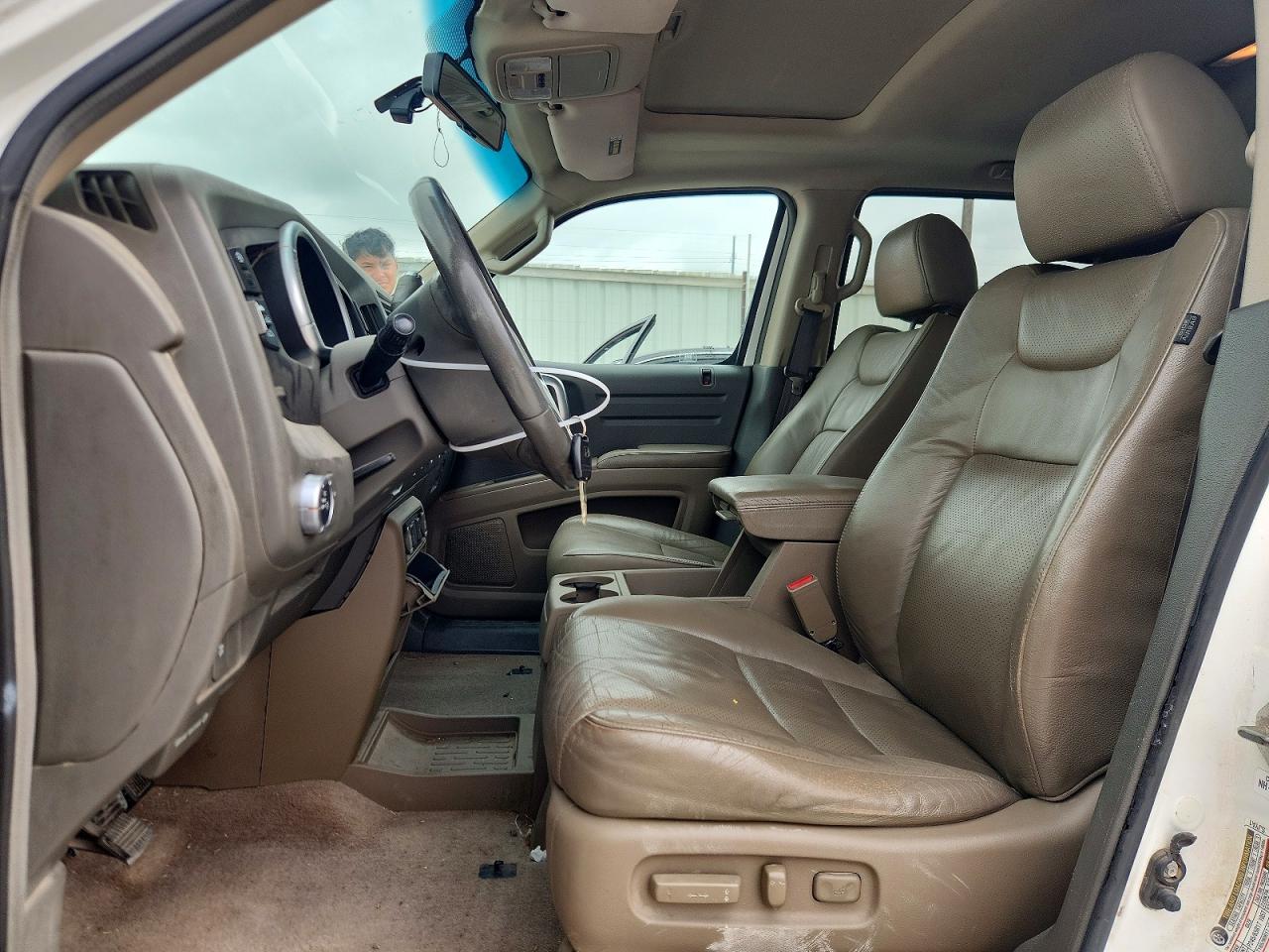 2008 Honda Ridgeline Rtl White vin: 2HJYK16538H512733