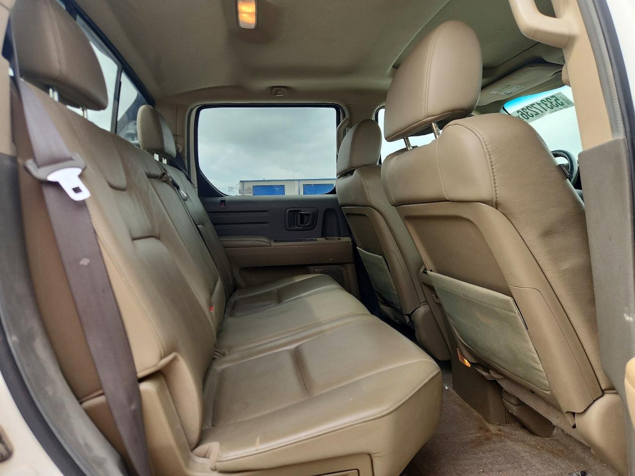 2008 Honda Ridgeline Rtl White vin: 2HJYK16538H512733