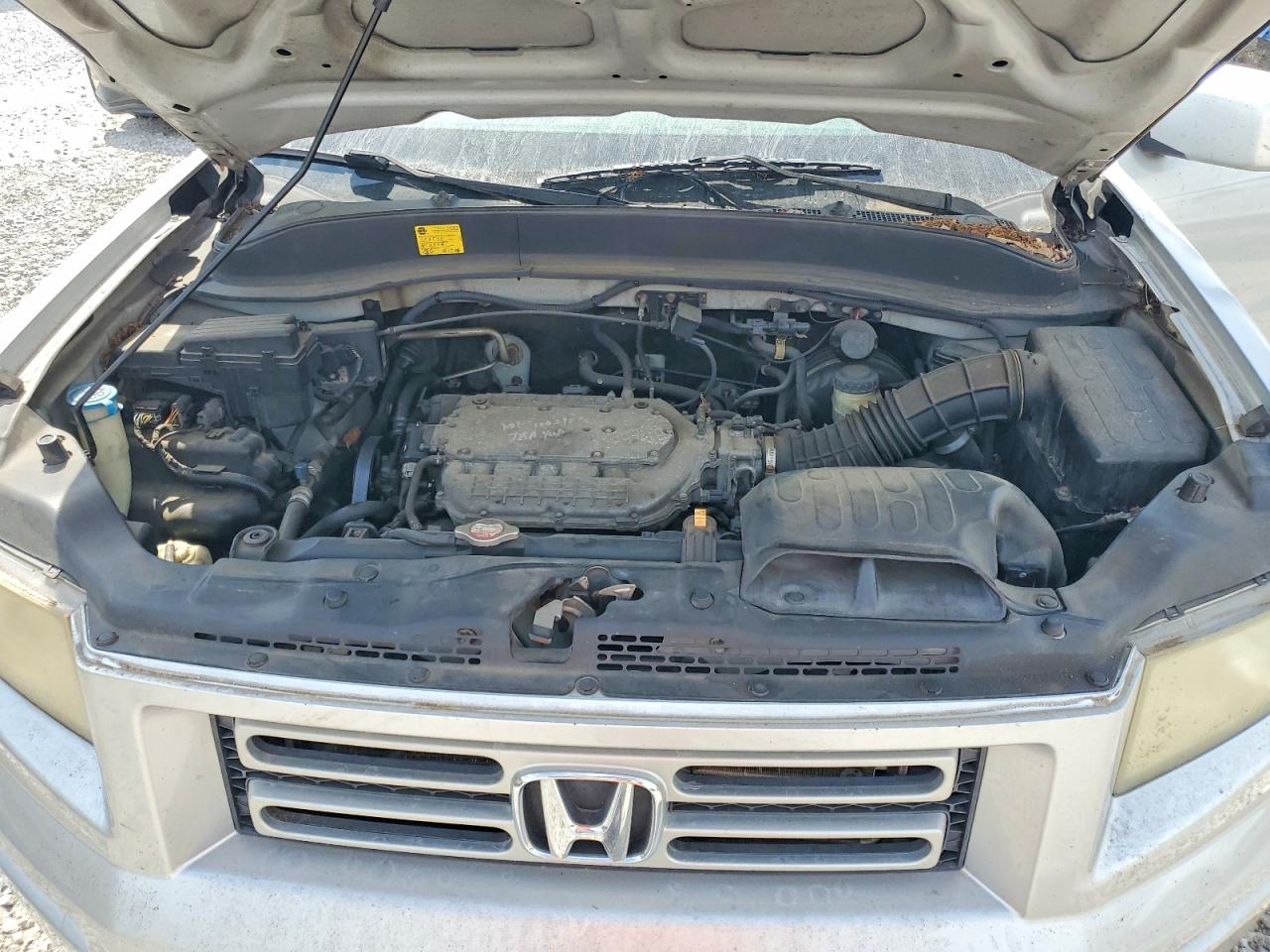 2006 Honda Ridgeline Rtl Silver vin: 2HJYK16546H572226