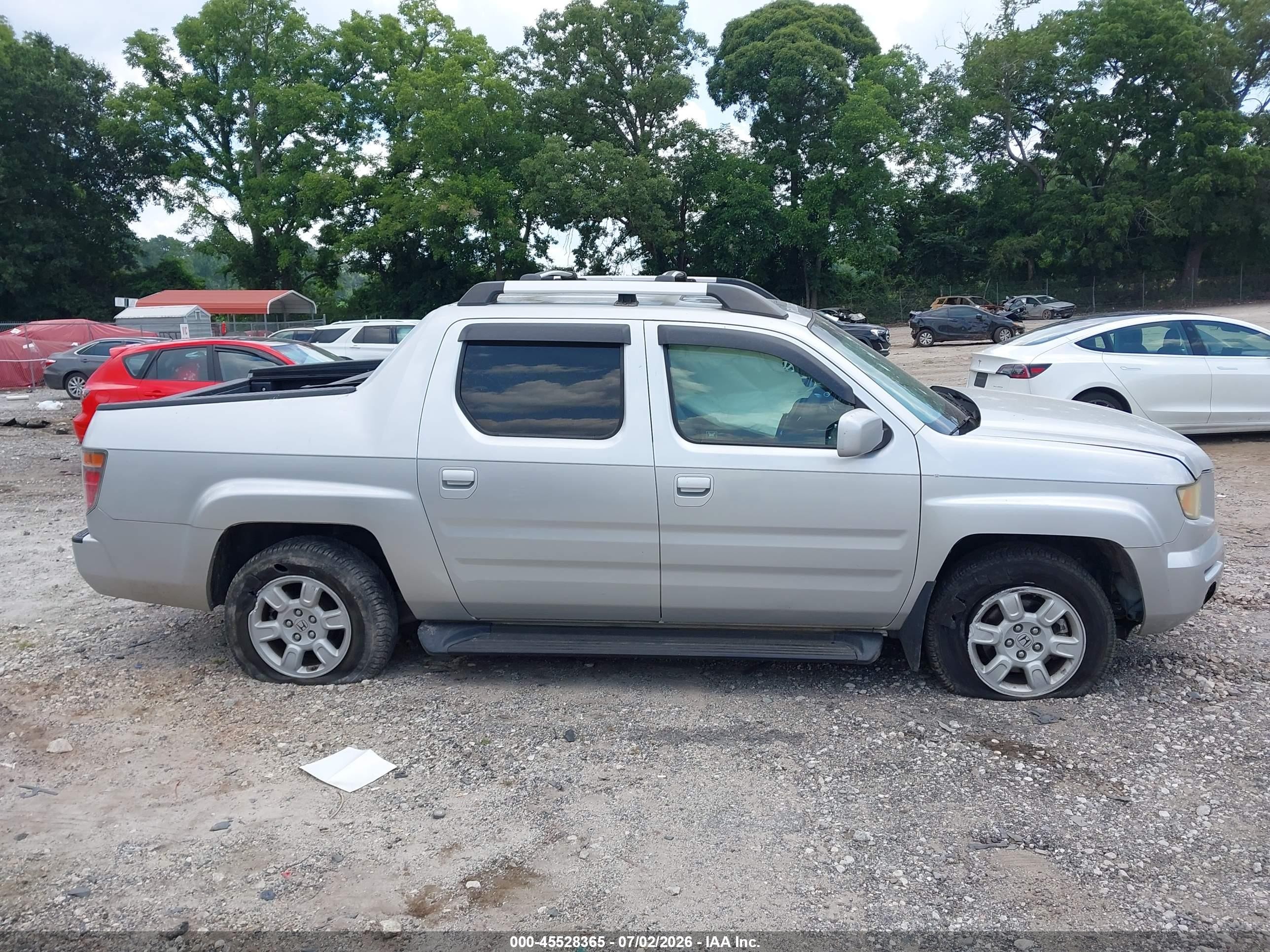 2007 Honda Ridgeline Rtl Silver vin: 2HJYK16547H521584