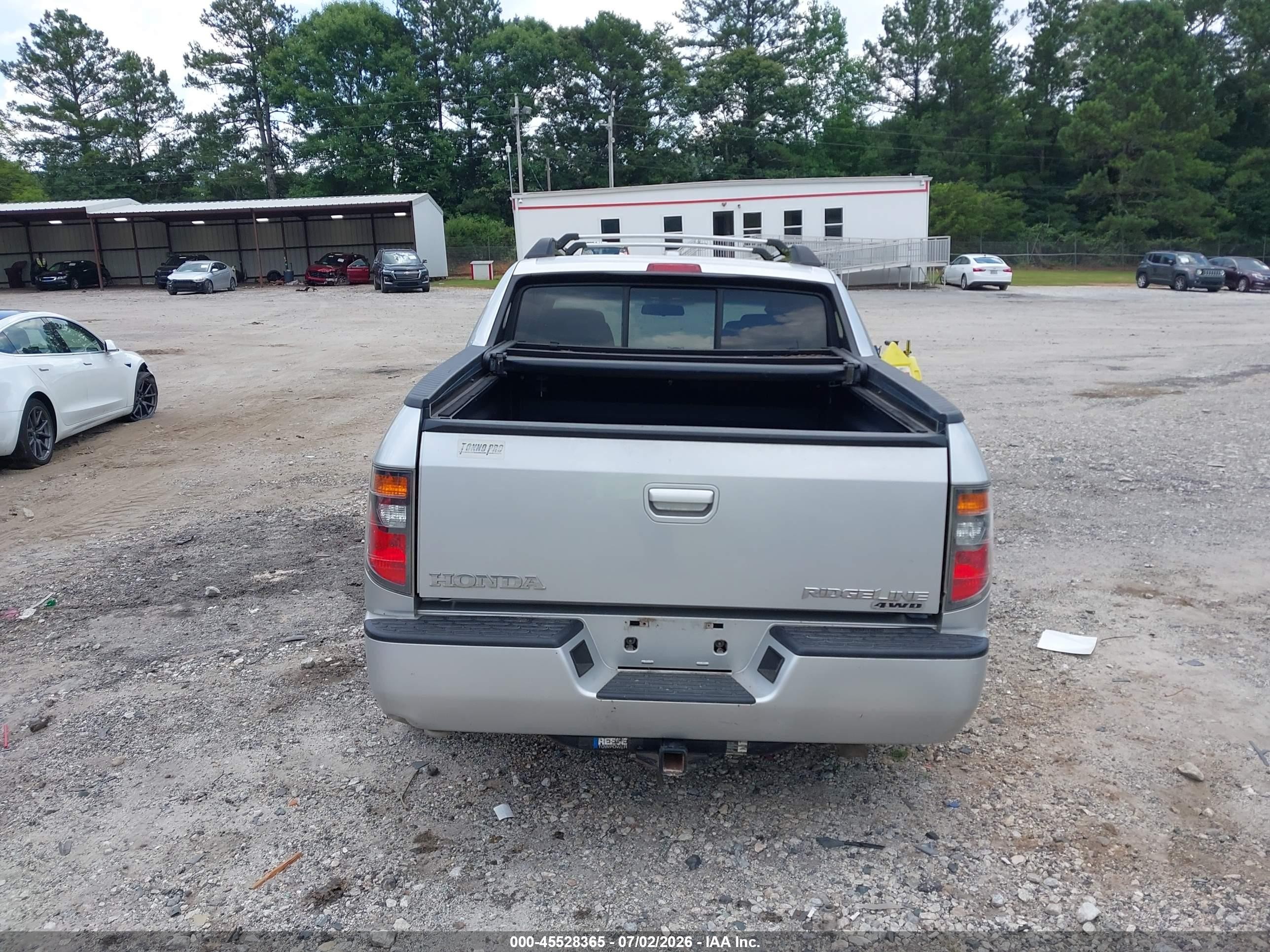 2007 Honda Ridgeline Rtl Silver vin: 2HJYK16547H521584