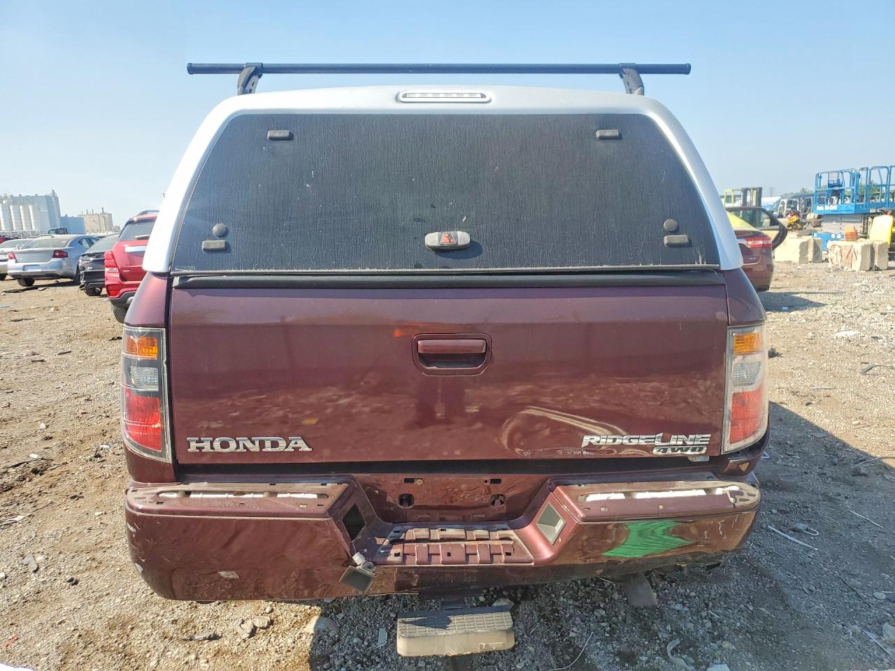 2008 Honda Ridgeline Sport Burgundy vin: 2HJYK16548H520775