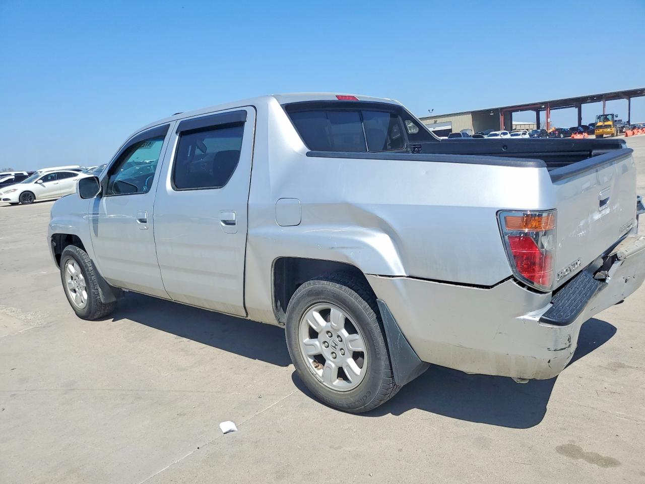 2007 Honda Ridgeline Rtl Silver vin: 2HJYK16557H523926