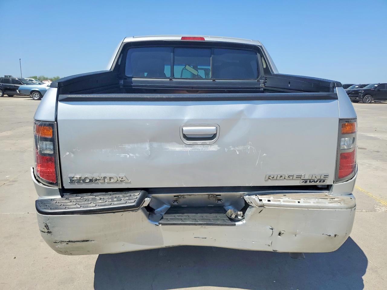 2007 Honda Ridgeline Rtl Silver vin: 2HJYK16557H523926