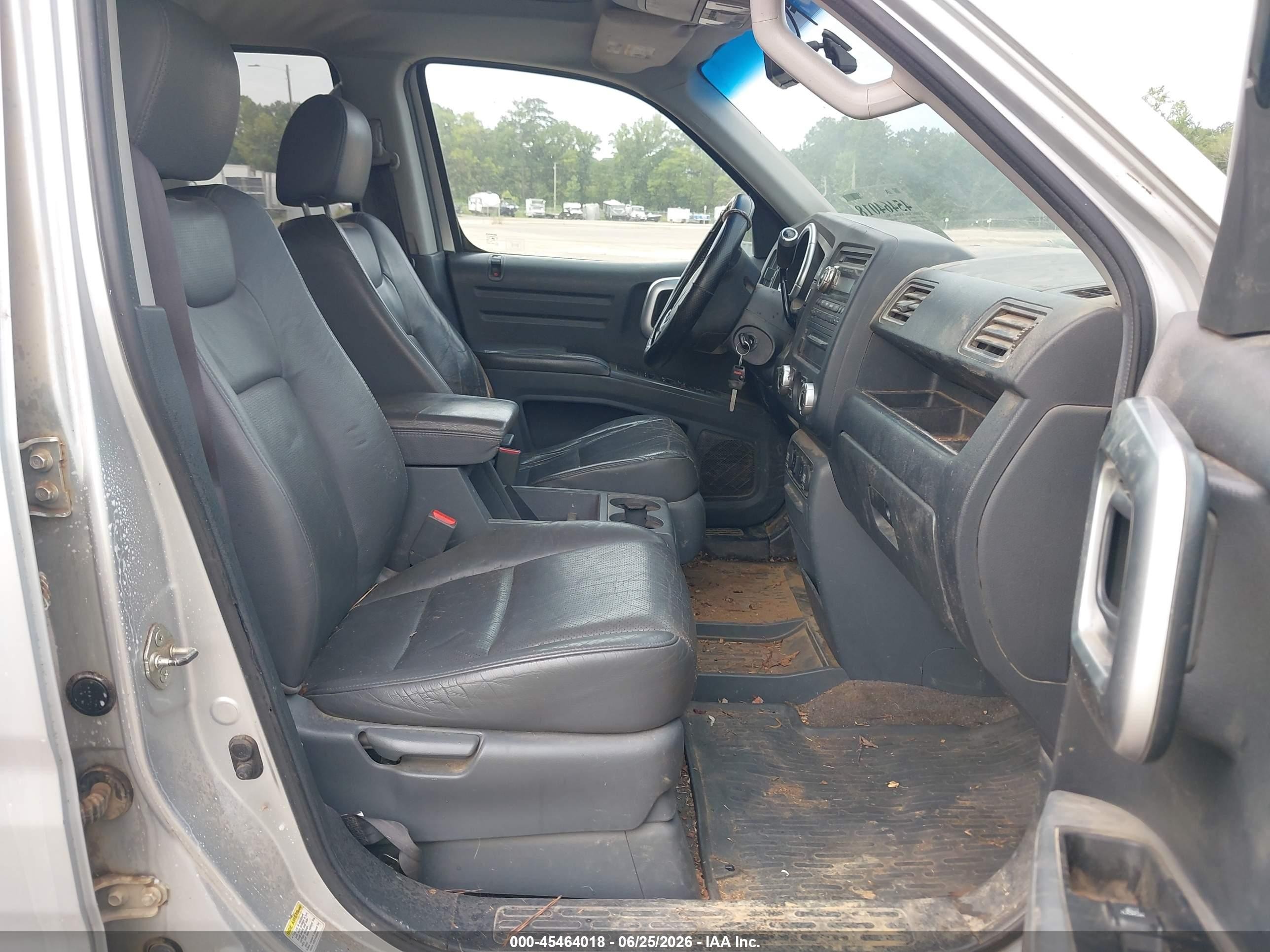 2007 Honda Ridgeline Rtl Silver vin: 2HJYK16557H550074