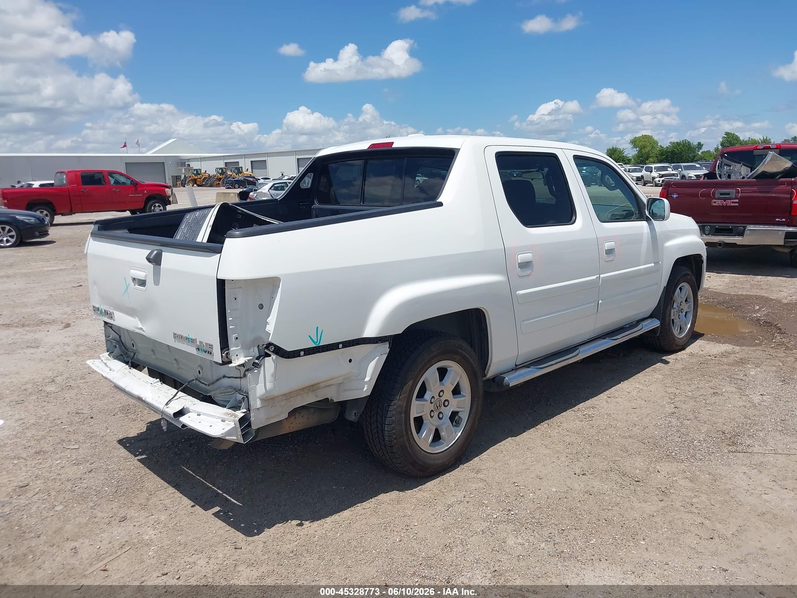 2008 Honda Ridgeline Rtl White vin: 2HJYK16558H515696
