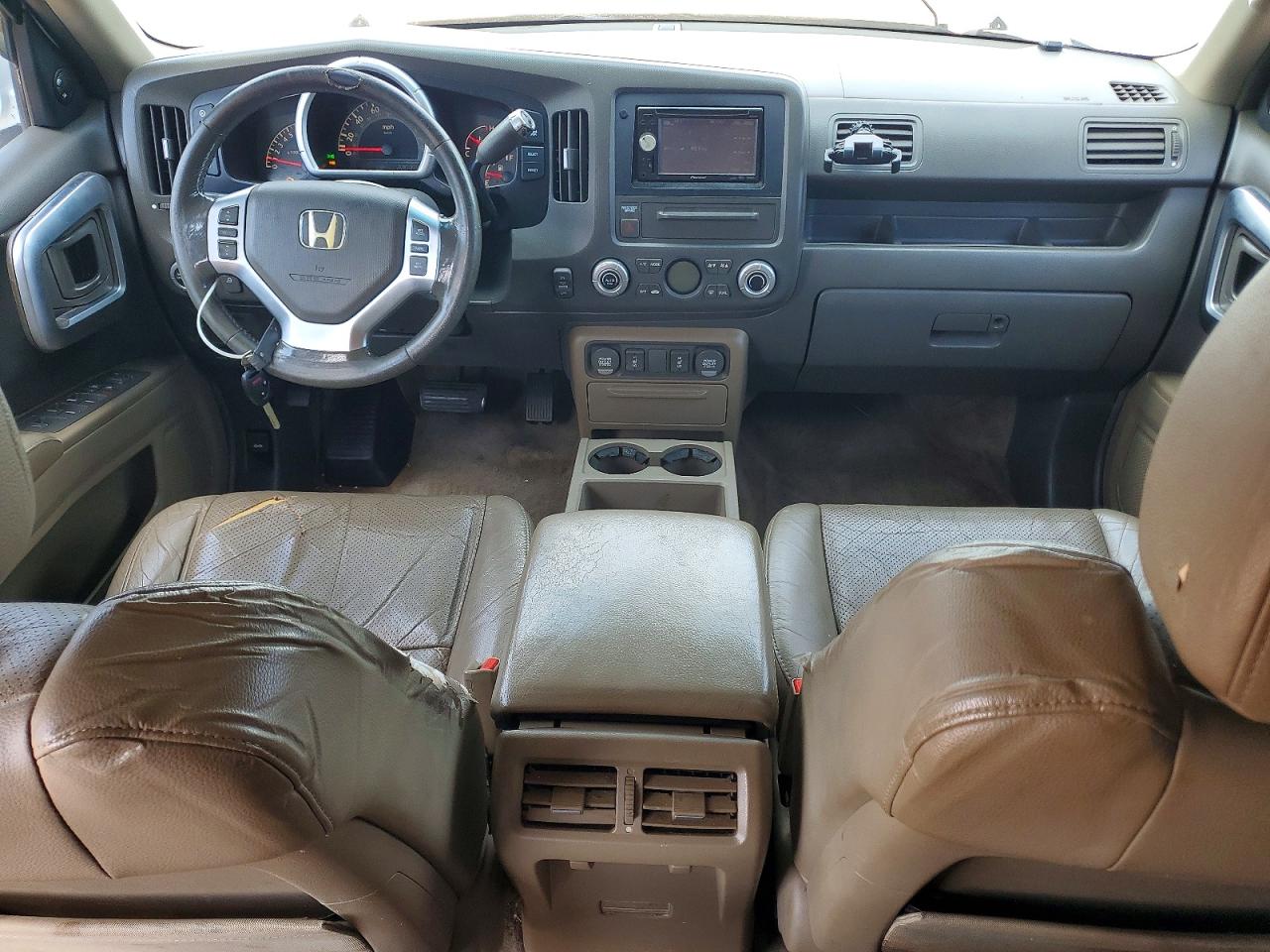 2008 Honda Ridgeline Rtl White vin: 2HJYK16558H528061