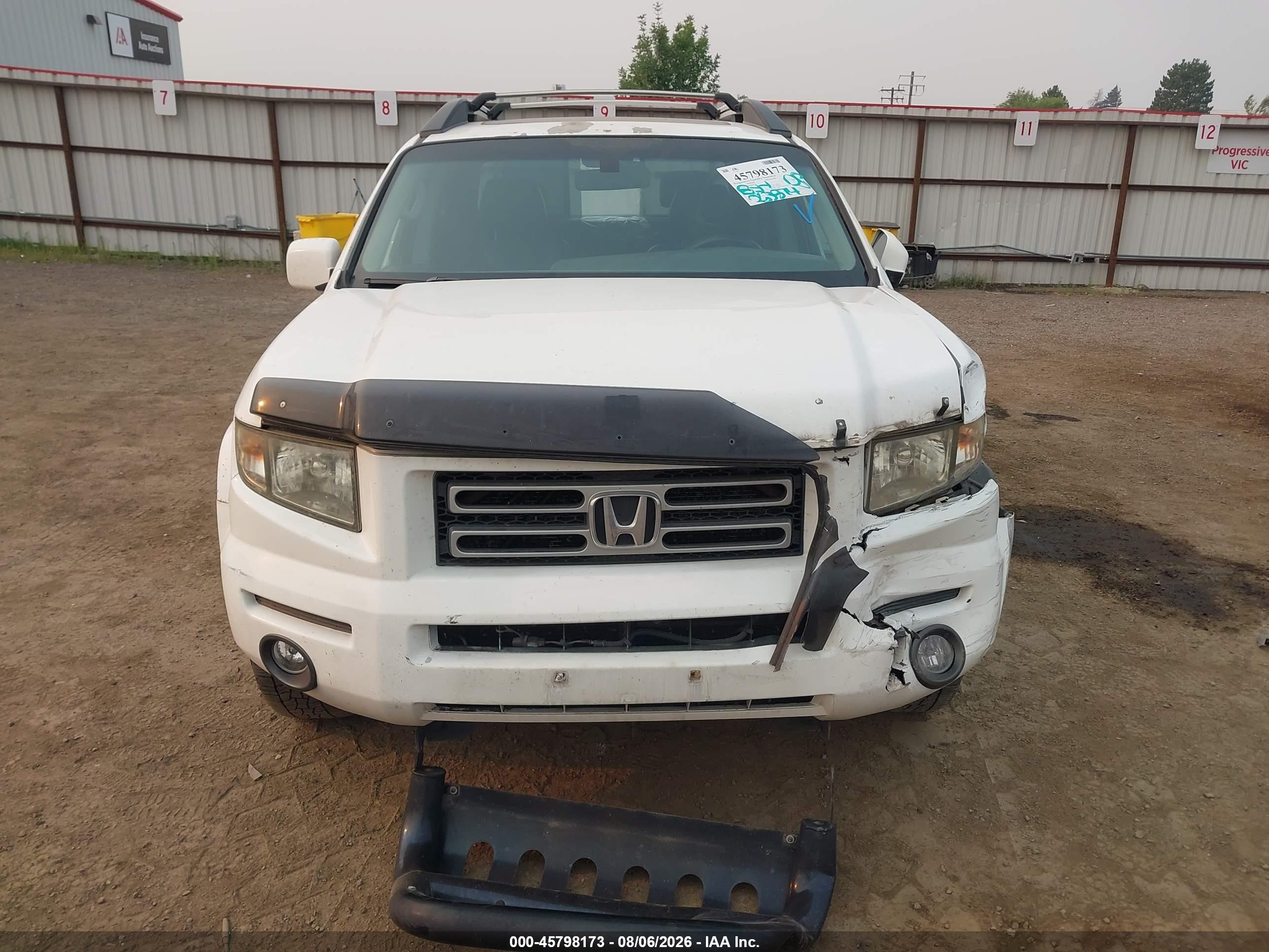 2006 Honda Ridgeline Rtl White vin: 2HJYK16566H005337