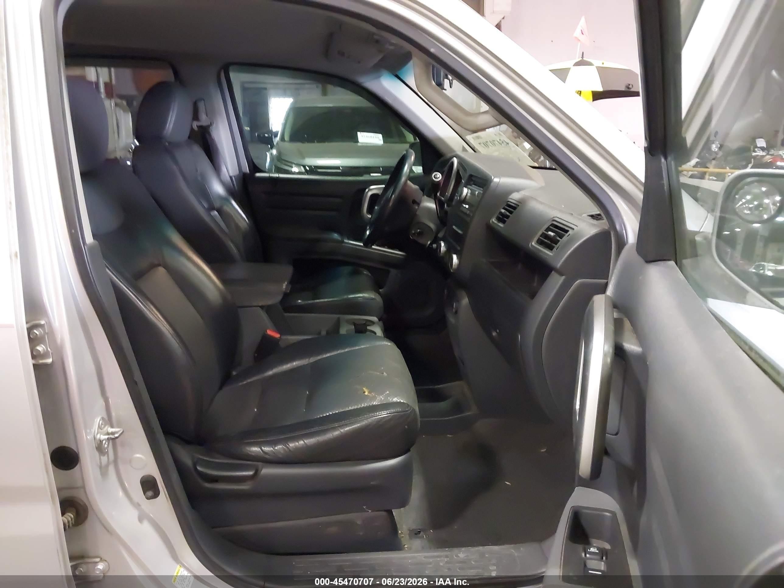 2006 Honda Ridgeline Rtl Silver vin: 2HJYK16566H520533