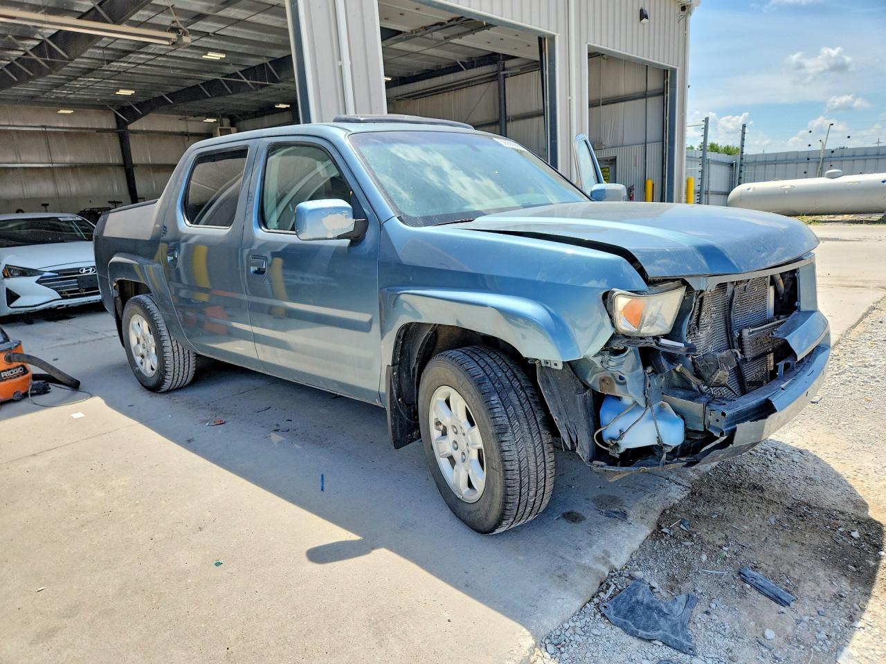 2006 Honda Ridgeline Rtl Blue vin: 2HJYK16566H537008
