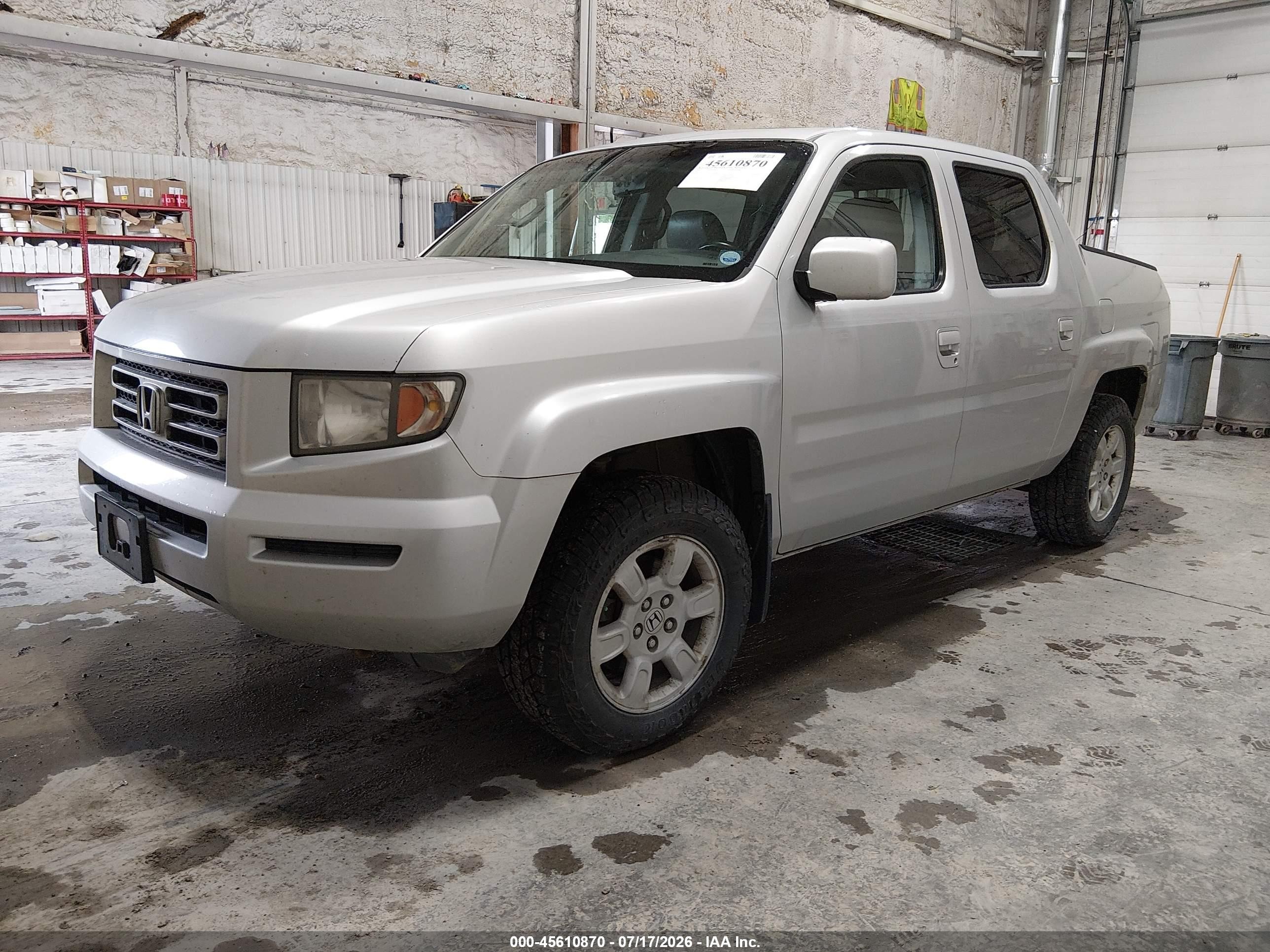 2007 Honda Ridgeline Rtl Silver vin: 2HJYK16567H542940