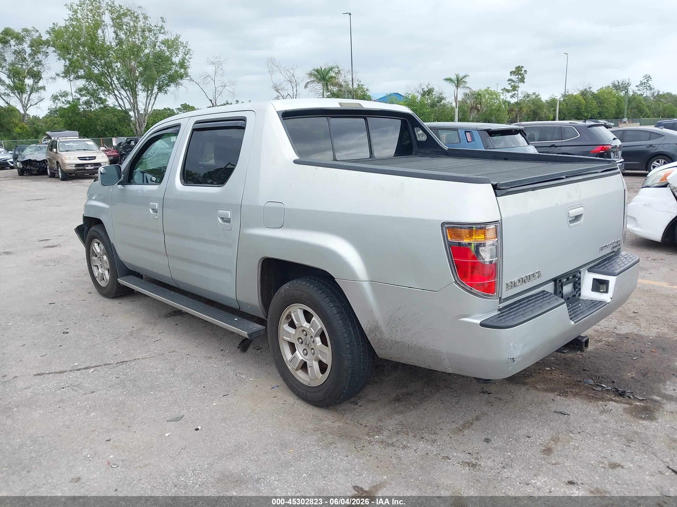 2008 Honda Ridgeline Rtl Серебряный vin: 2HJYK16568H502357
