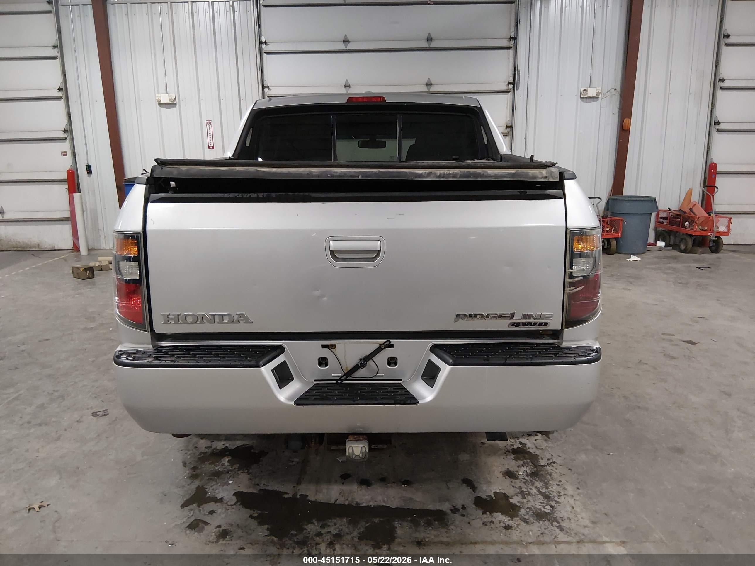 2008 Honda Ridgeline Rtl Silver vin: 2HJYK16568H538176