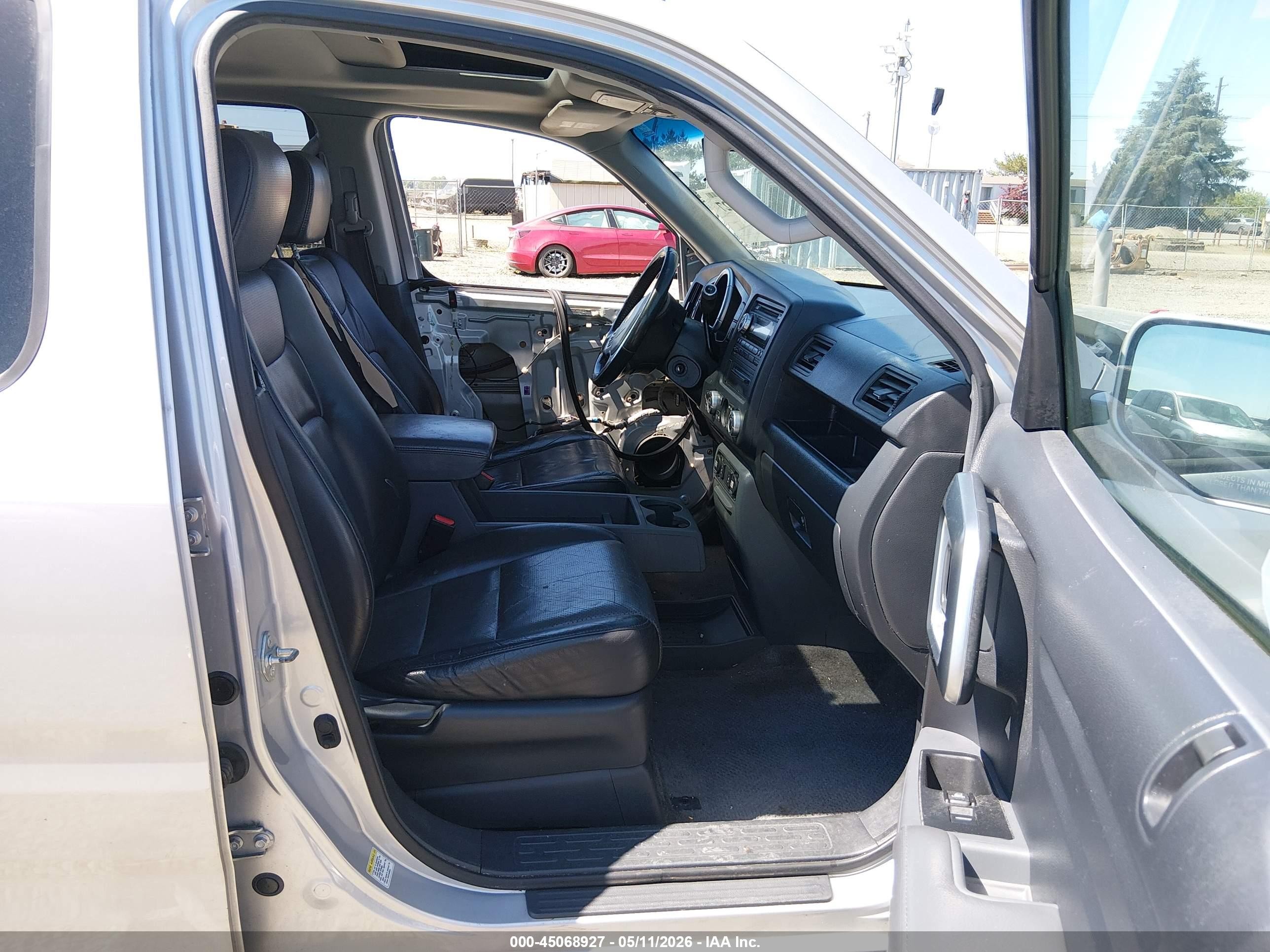 2006 Honda Ridgeline Rtl Silver vin: 2HJYK16576H542251