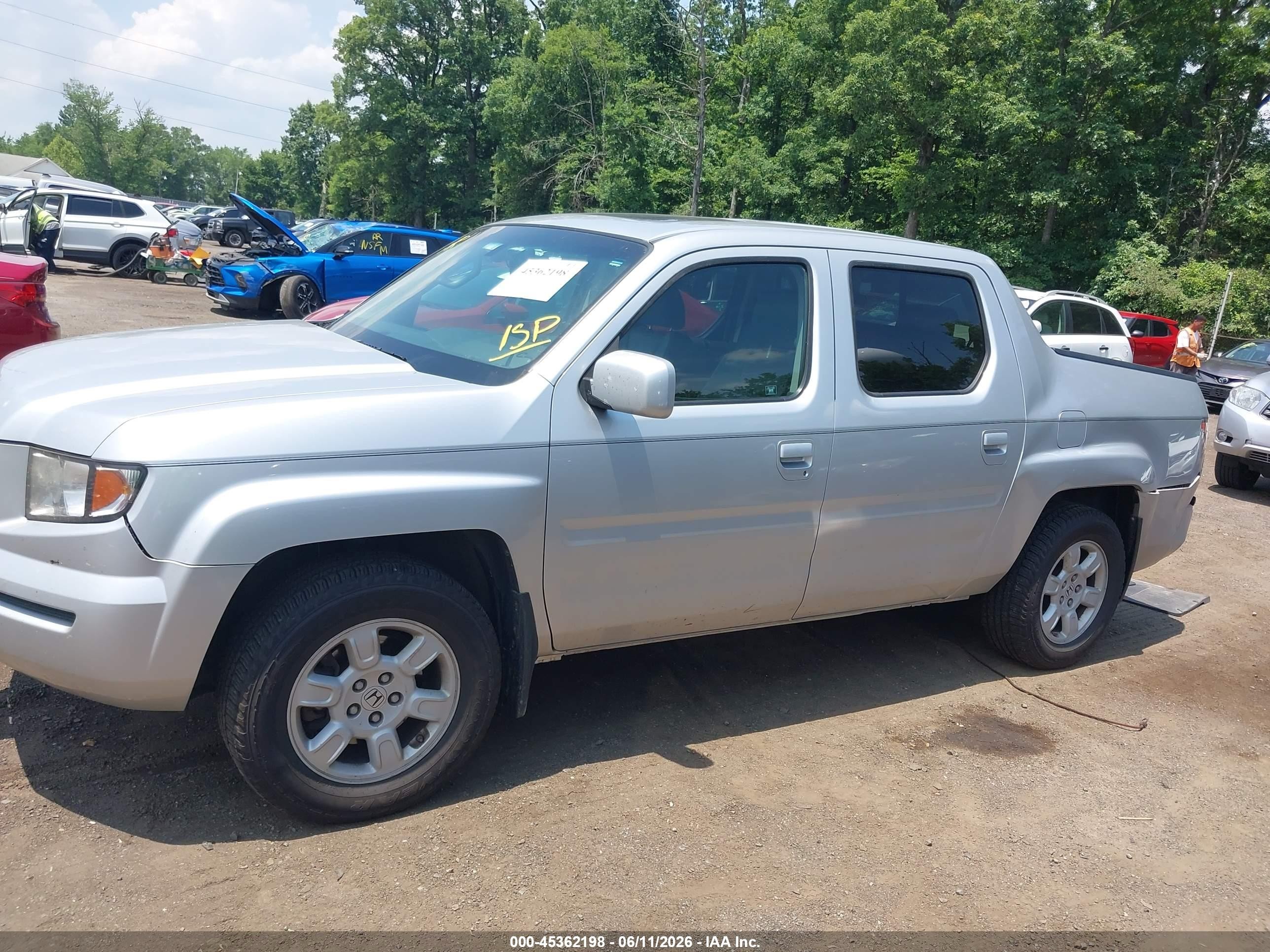 2007 Honda Ridgeline Rtl Silver vin: 2HJYK16577H545684