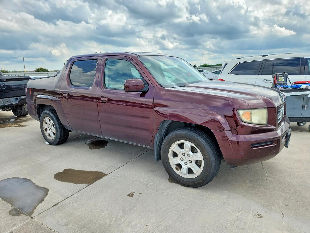 2008 Honda Ridgeline Rtl Burgundy vin: 2HJYK16578H506997