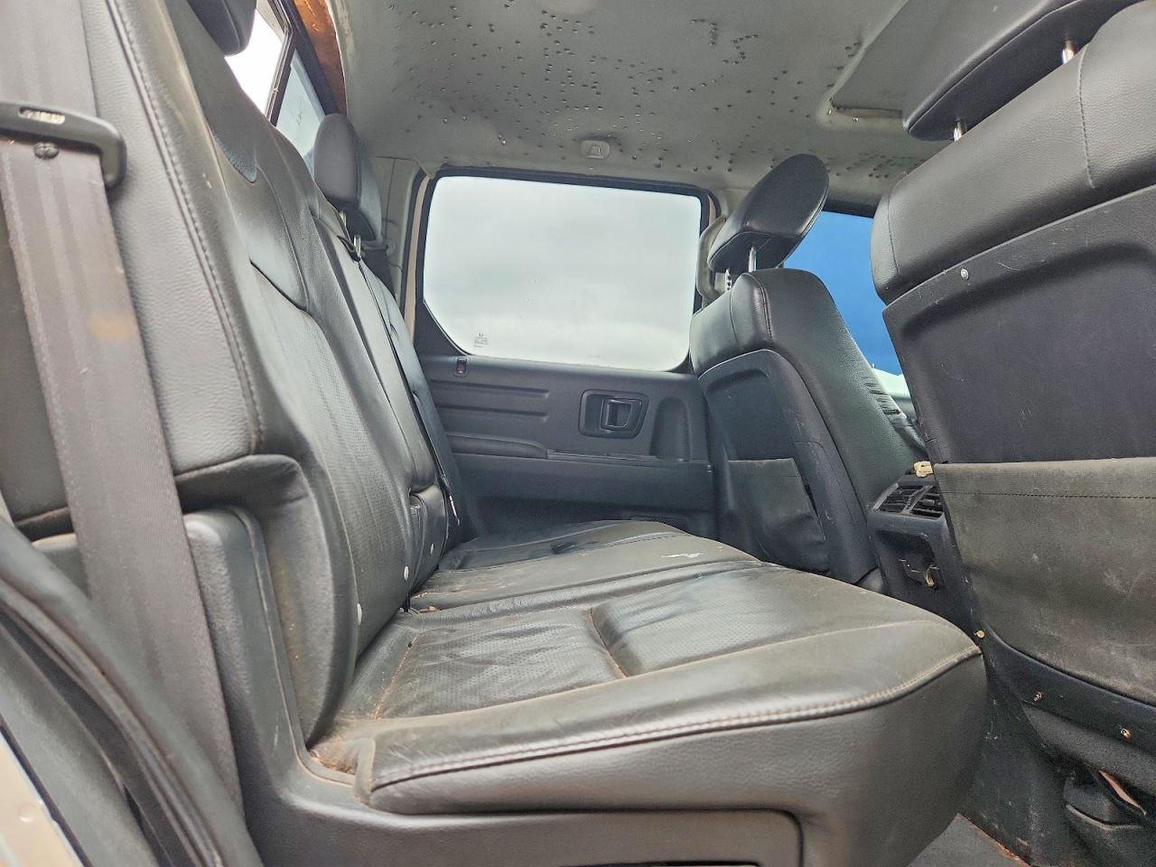 2009 Honda Ridgeline Rtl Silver vin: 2HJYK16579H501316