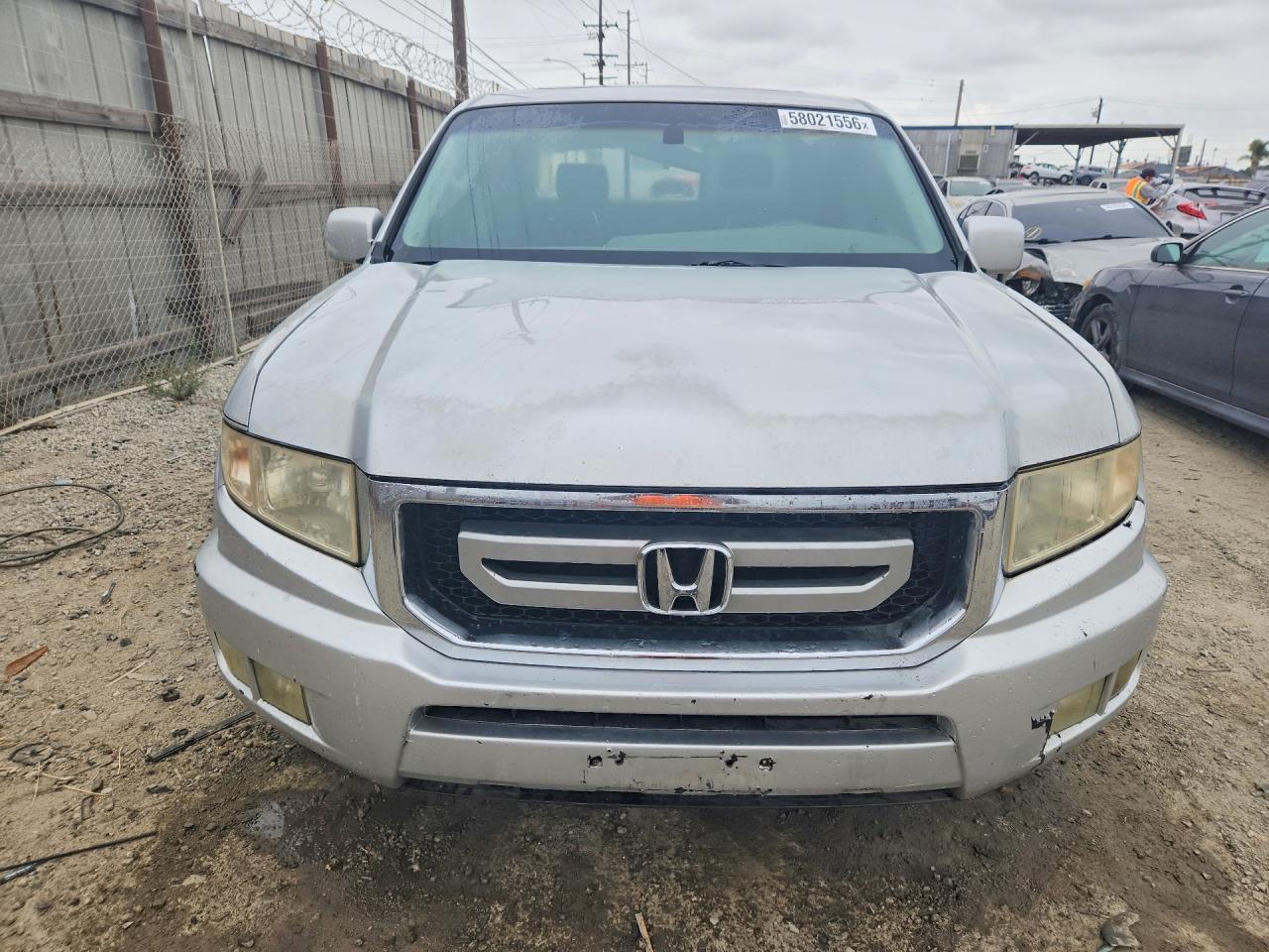 2009 Honda Ridgeline Rtl Silver vin: 2HJYK16579H501316