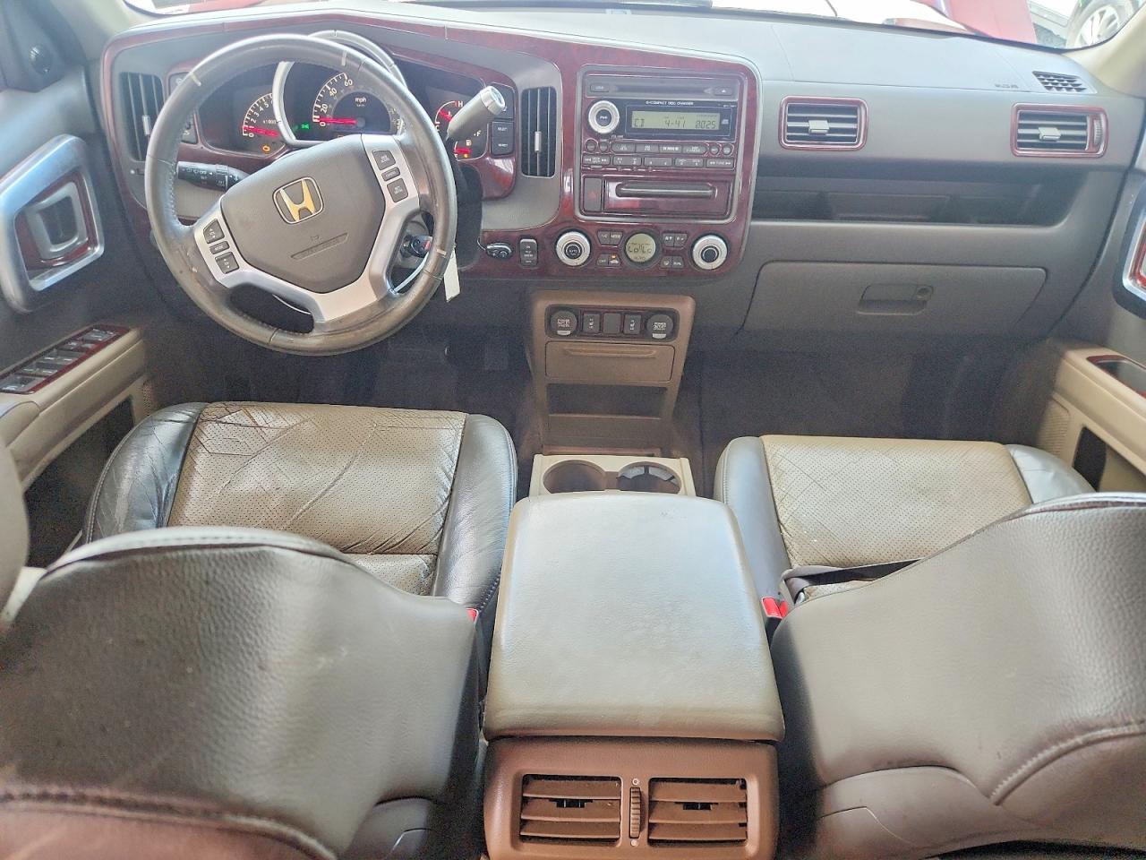 2006 Honda Ridgeline Rtl Burgundy vin: 2HJYK16586H509839