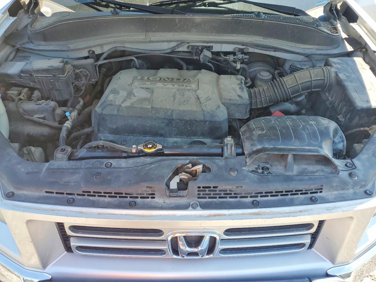 2006 Honda Ridgeline Rtl Silver vin: 2HJYK16586H511073