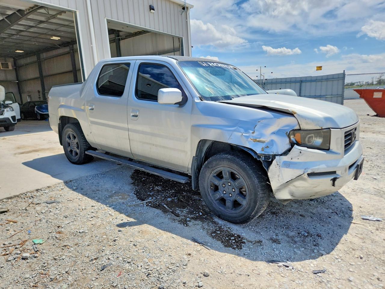 2006 Honda Ridgeline Rtl Silver vin: 2HJYK16586H545871
