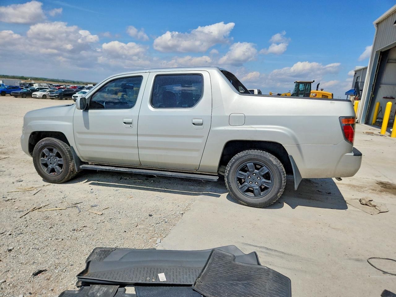 2006 Honda Ridgeline Rtl Silver vin: 2HJYK16586H545871