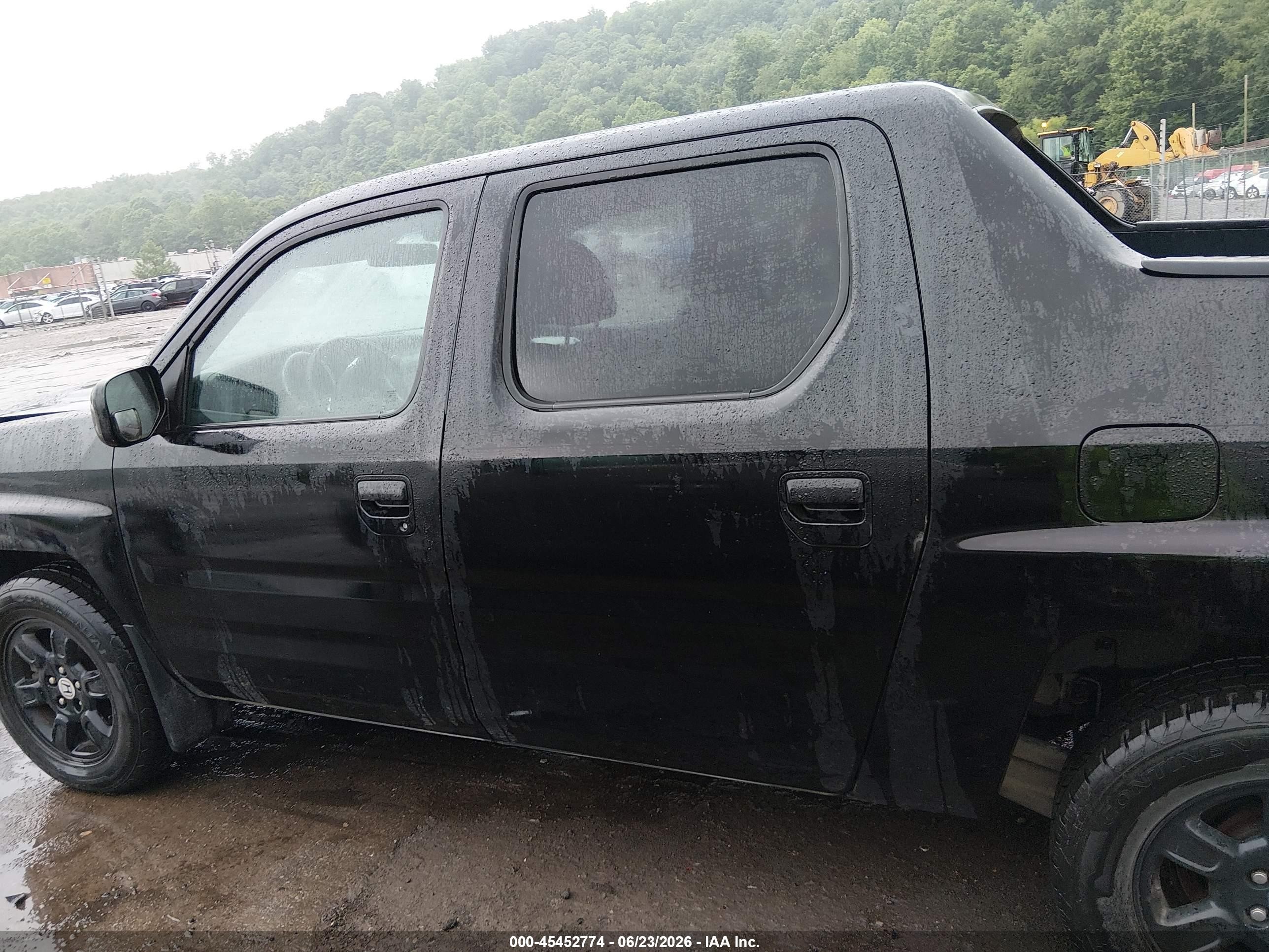 2007 Honda Ridgeline Rtl Black vin: 2HJYK16587H507364