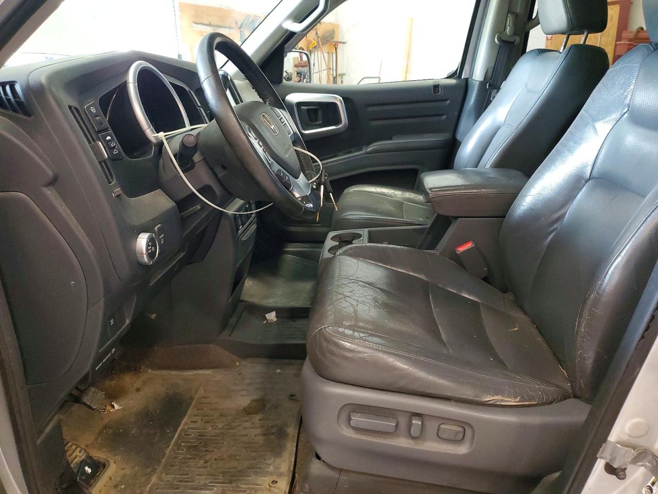 2007 Honda Ridgeline Rtl Silver vin: 2HJYK16587H525797