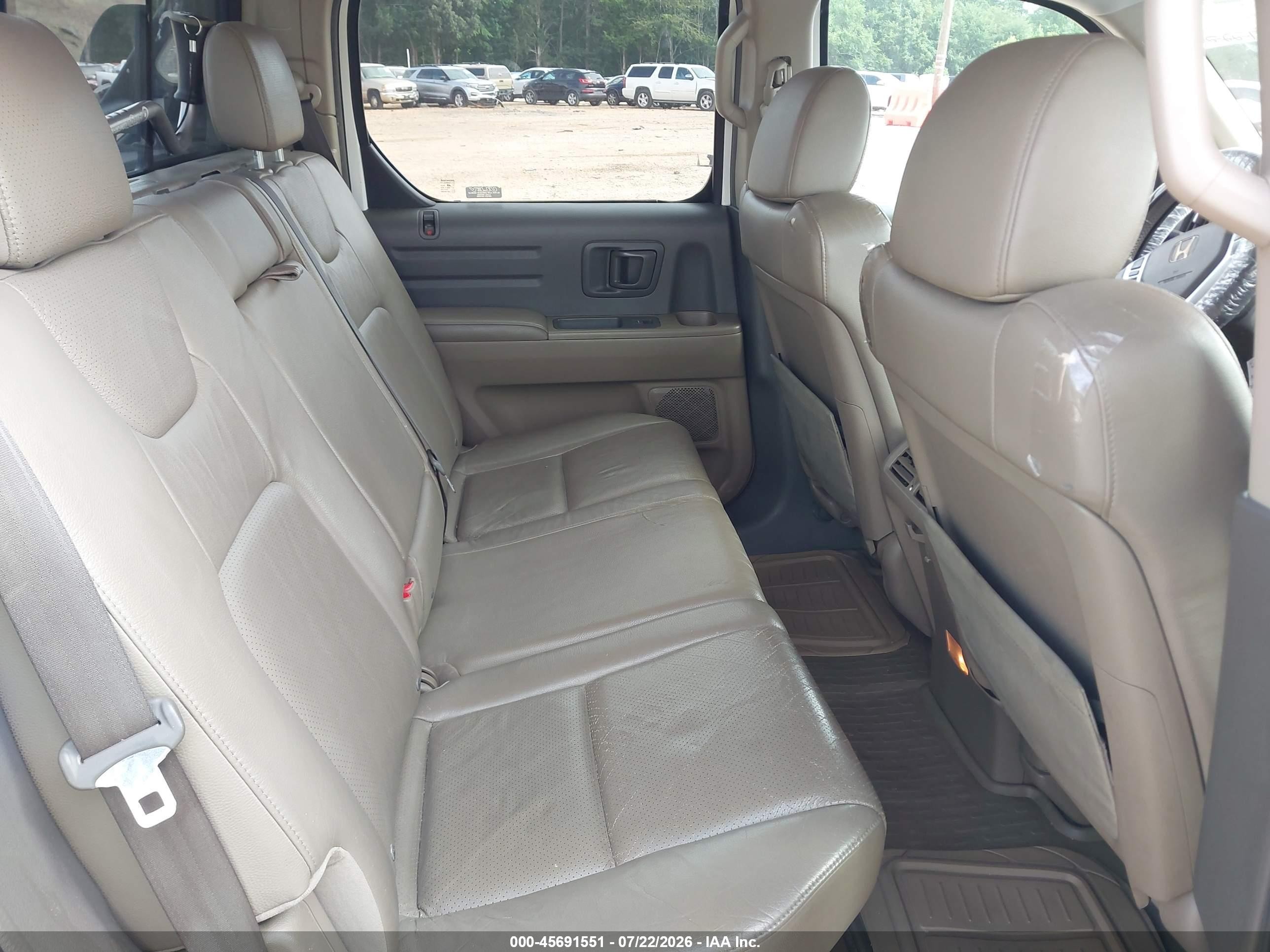 2008 Honda Ridgeline Rtl White vin: 2HJYK16588H504353