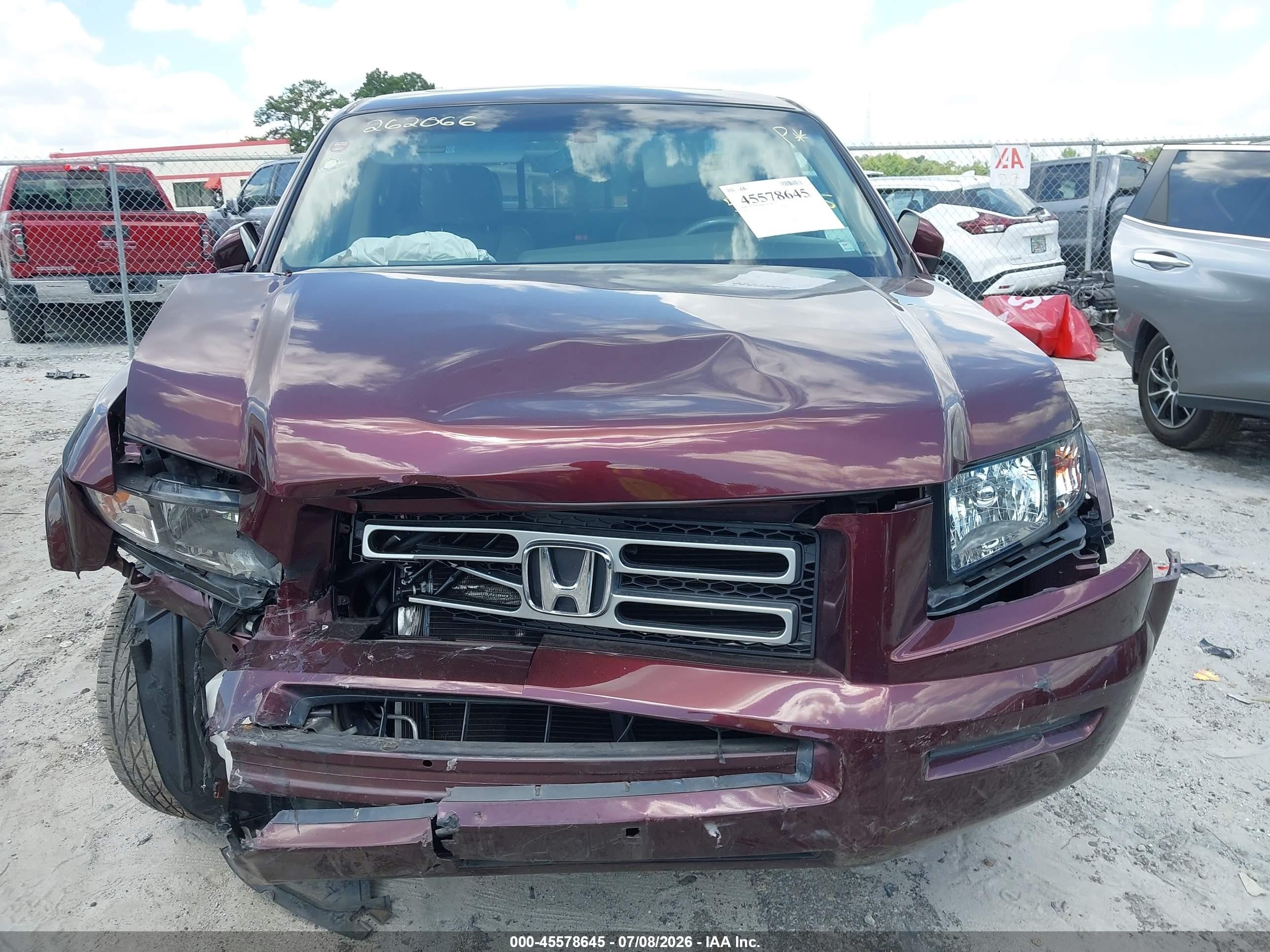 2008 Honda Ridgeline Rtl Burgundy vin: 2HJYK16588H537885