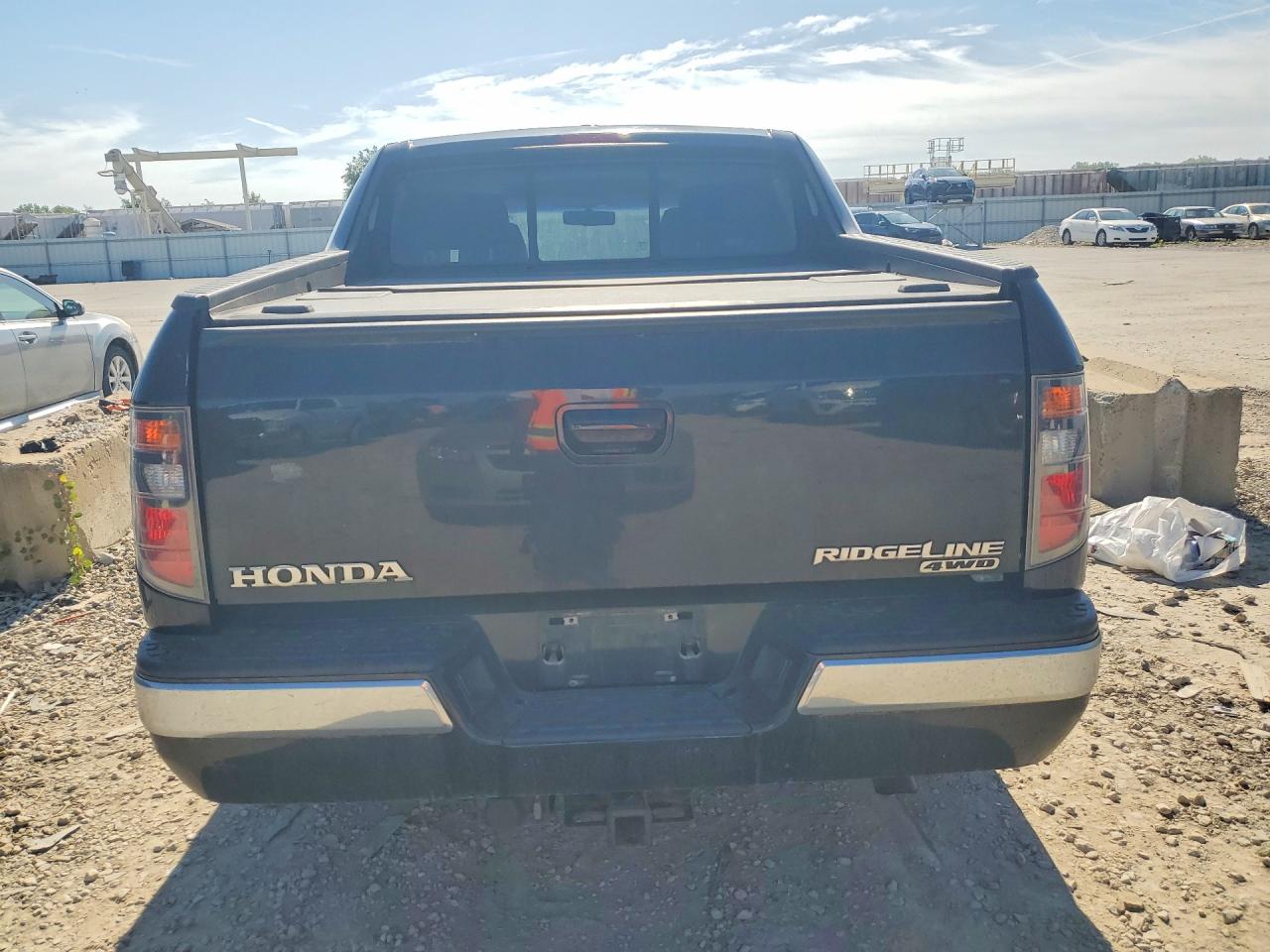 2006 Honda Ridgeline Rtl Black vin: 2HJYK16596H545779