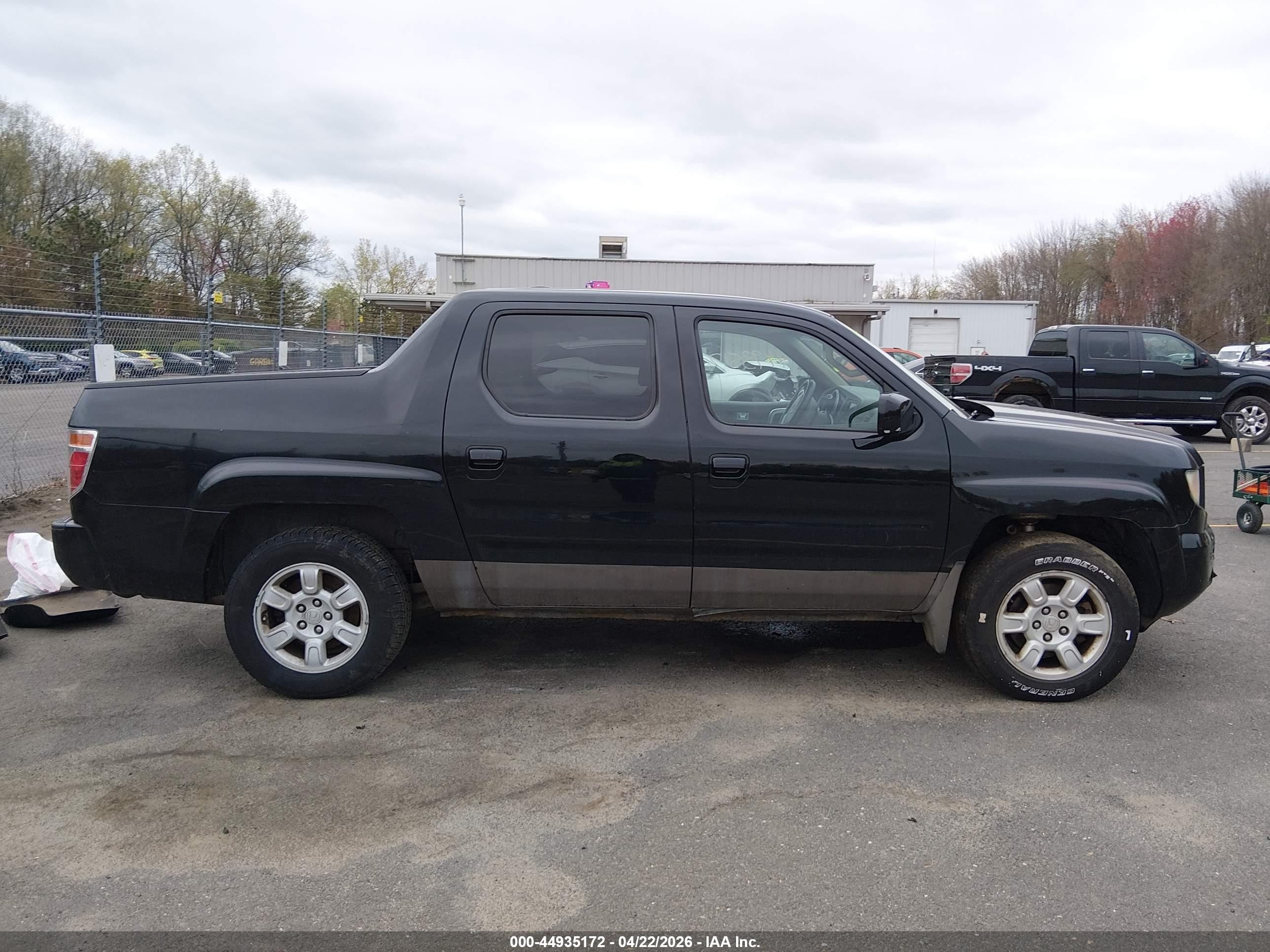 2006 Honda Ridgeline Rtl Black vin: 2HJYK16596H560492