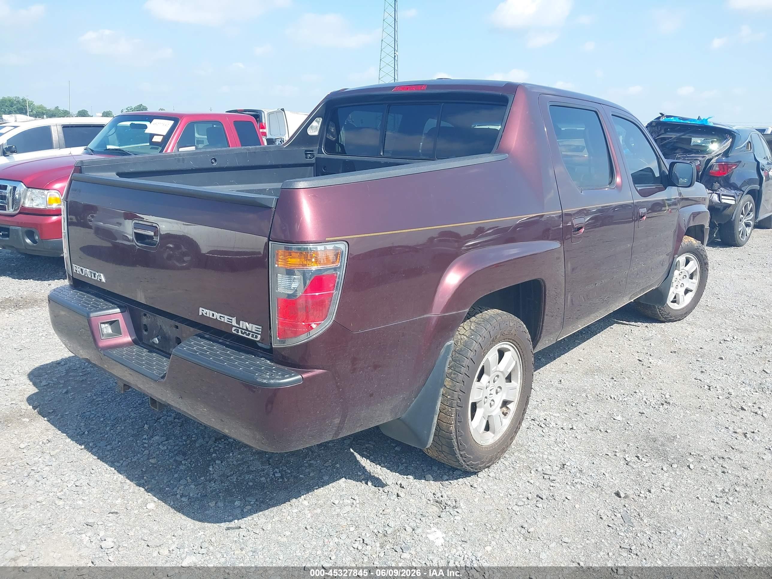2008 Honda Ridgeline Rtl Burgundy vin: 2HJYK16598H500845