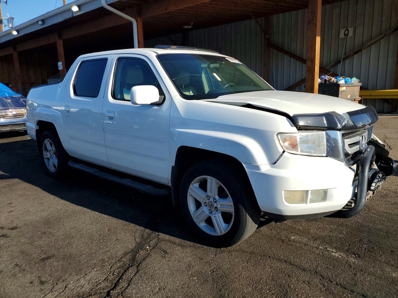 2009 Honda Ridgeline Rtl White vin: 2HJYK16599H503505