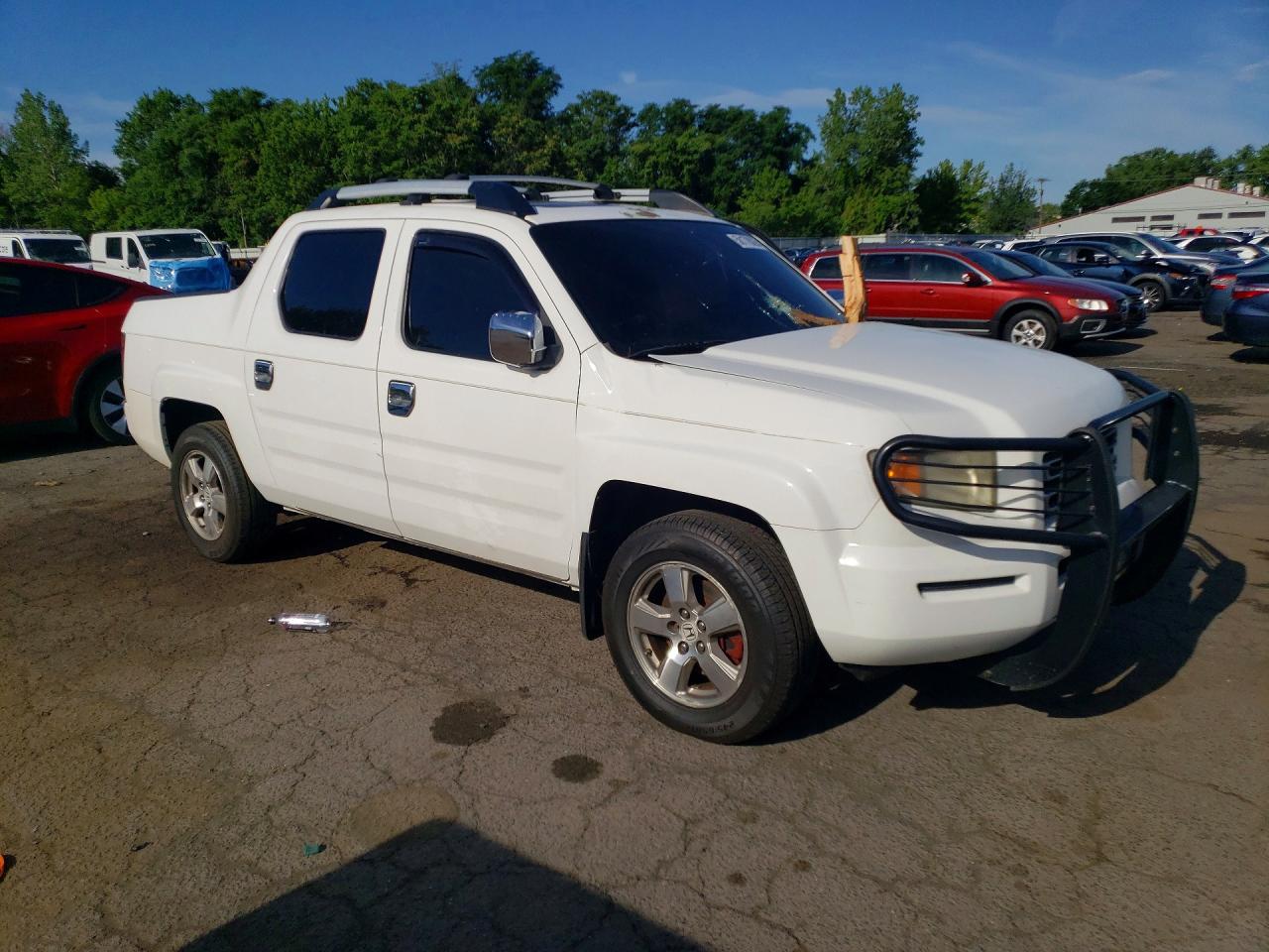 2006 Honda Ridgeline Rtl White vin: 2HJYK165X6H515769