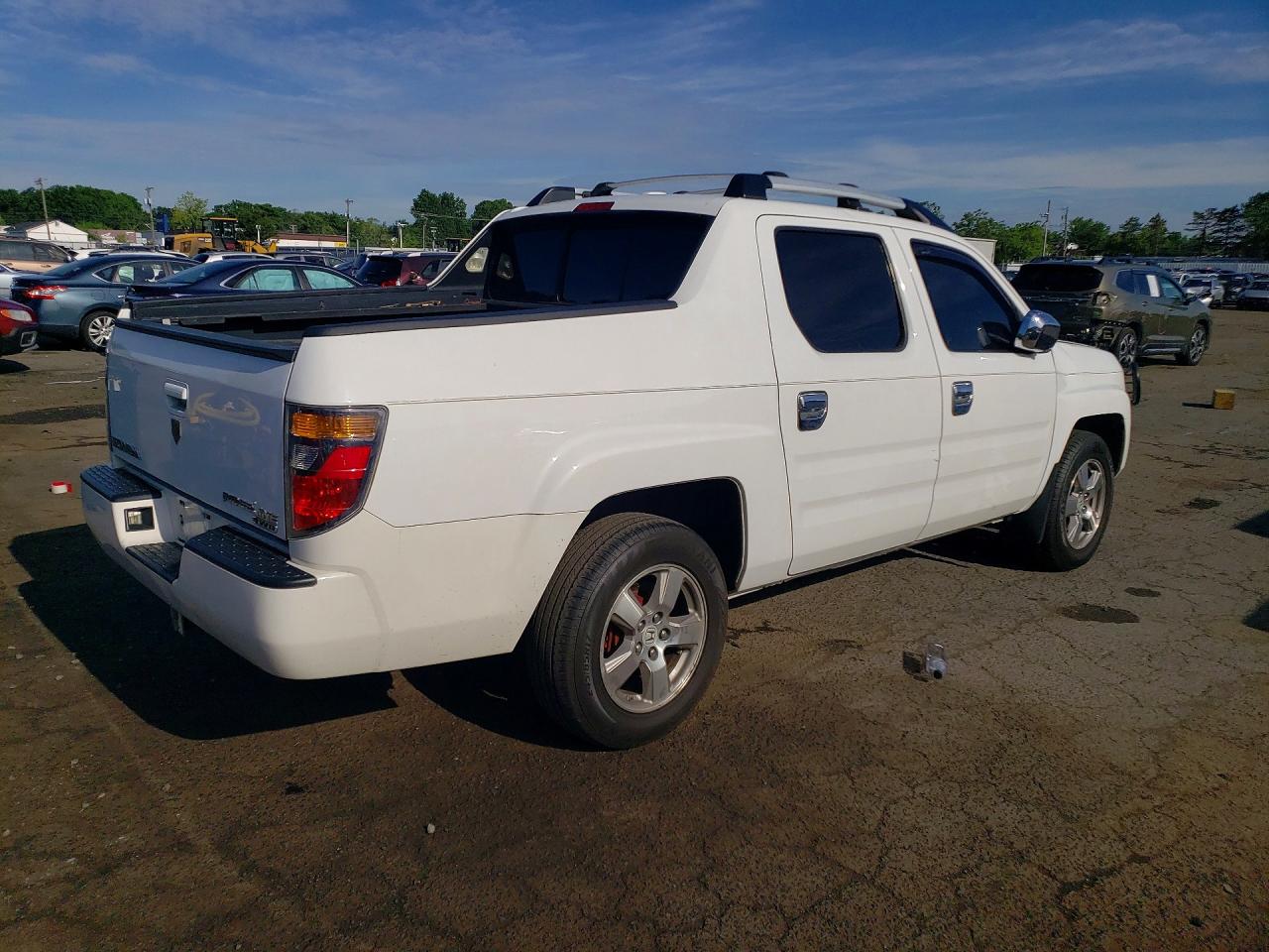 2006 Honda Ridgeline Rtl White vin: 2HJYK165X6H515769