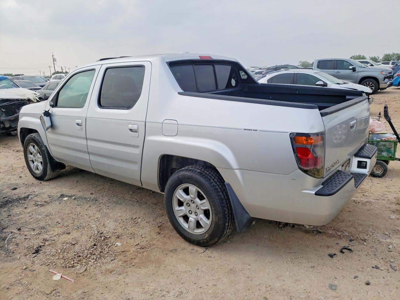 2006 Honda Ridgeline Rtl Серебряный vin: 2HJYK165X6H516517