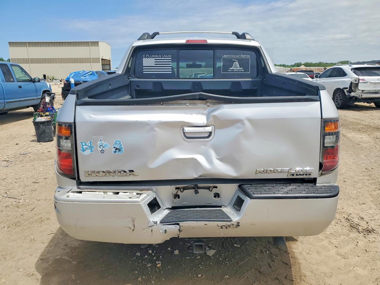 2006 Honda Ridgeline Rtl Silver vin: 2HJYK165X6H559237