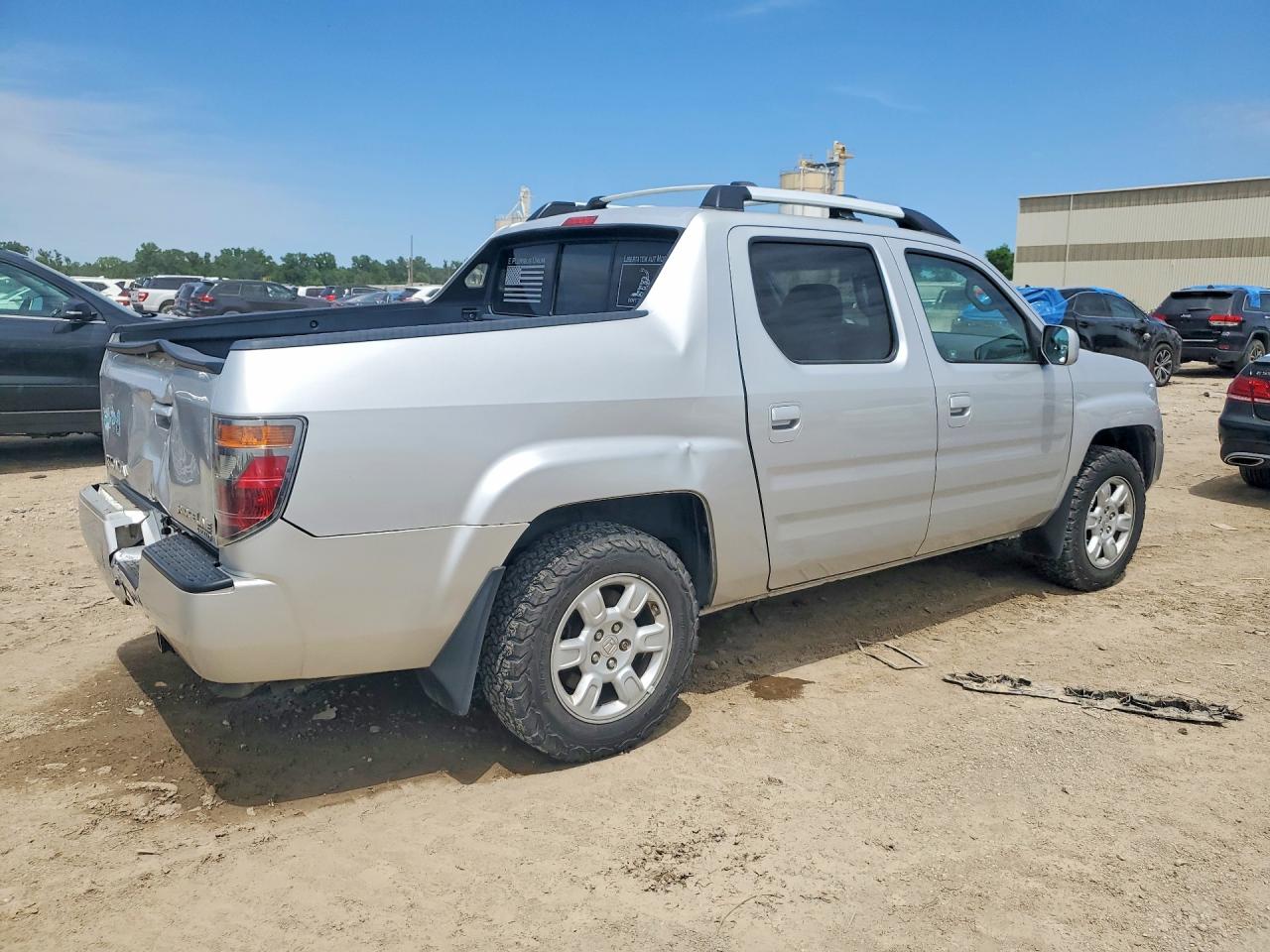2006 Honda Ridgeline Rtl Silver vin: 2HJYK165X6H559237