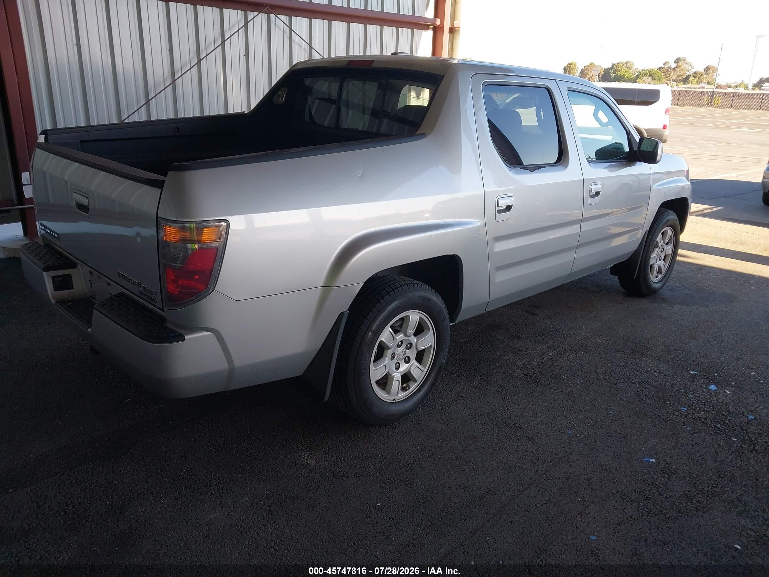 2006 Honda Ridgeline Rtl Silver vin: 2HJYK165X6H570609