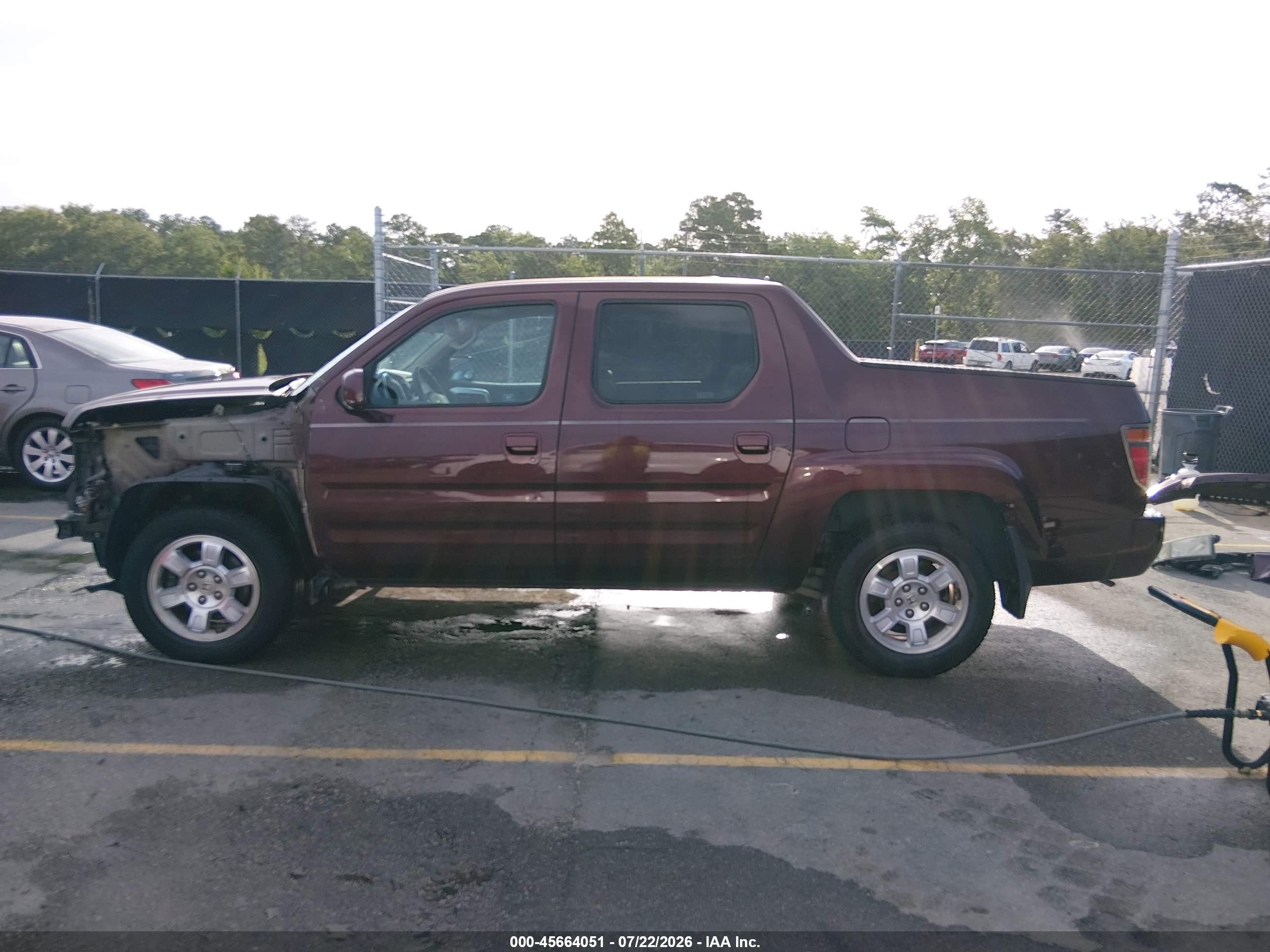 2008 Honda Ridgeline Rtl Burgundy vin: 2HJYK165X8H537323