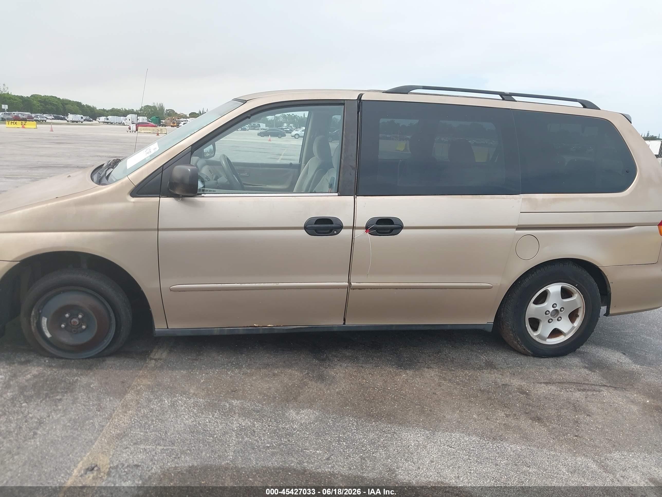 2002 Honda Odyssey Lx Gold vin: 2HKRL18502H526686