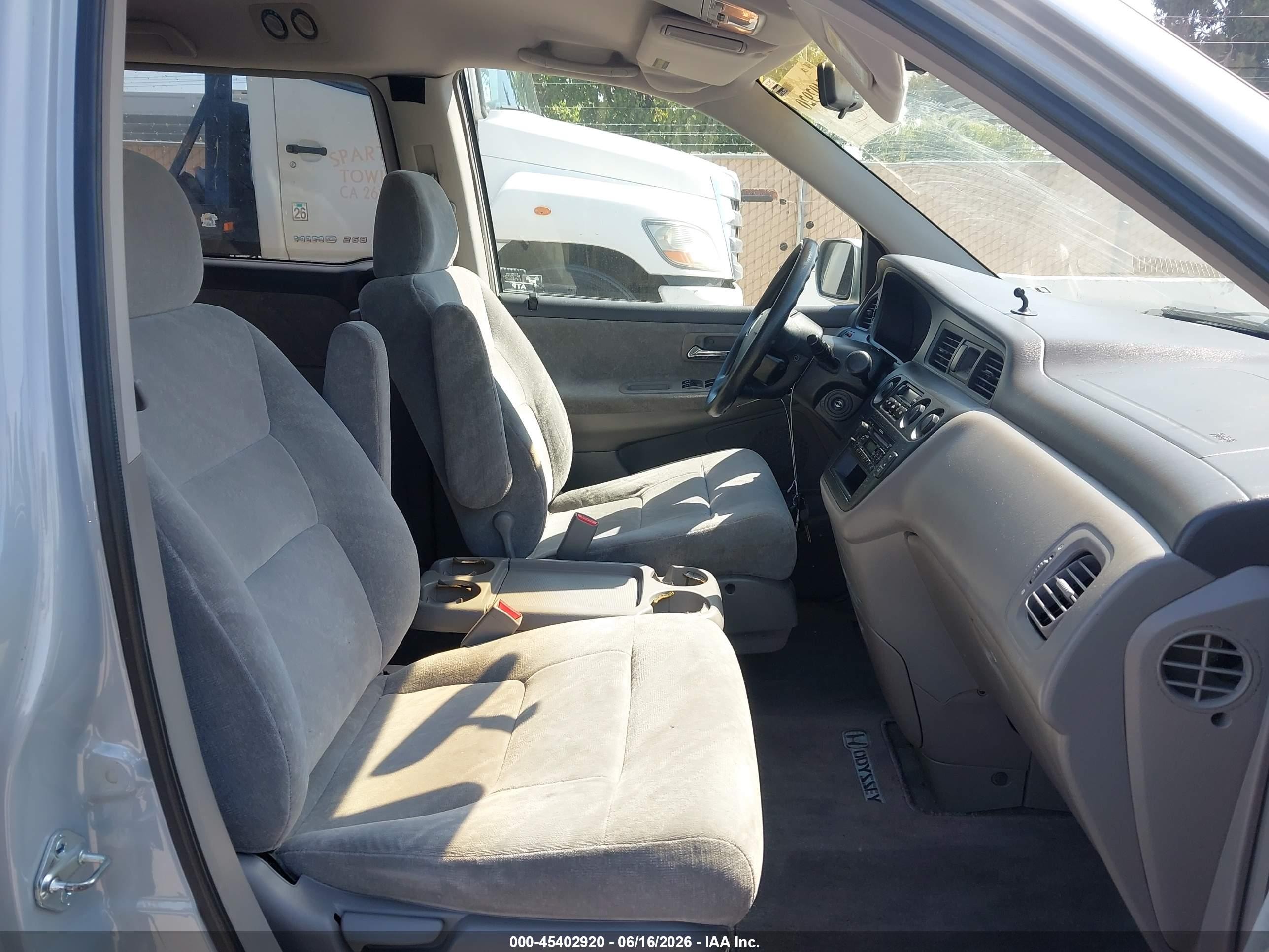 2002 Honda Odyssey Ex Silver vin: 2HKRL18602H533243