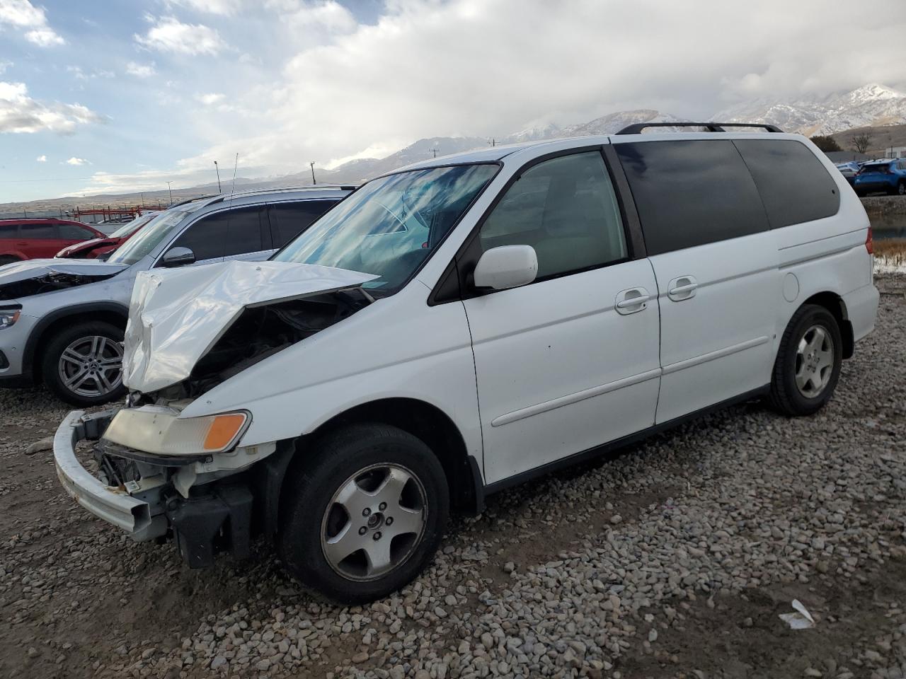 2000 Honda Odyssey Ex White vin: 2HKRL1861YH577034