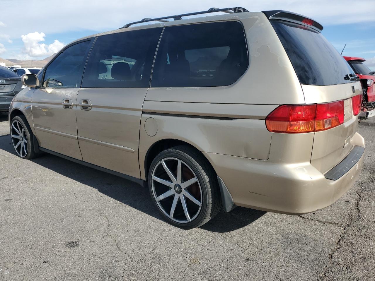 2000 Honda Odyssey Ex Gold vin: 2HKRL1863YH585152
