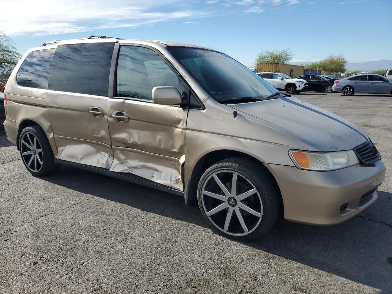2000 Honda Odyssey Ex Gold vin: 2HKRL1863YH585152