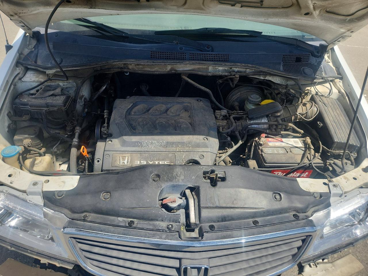 2000 Honda Odyssey Ex White vin: 2HKRL1864YH608017