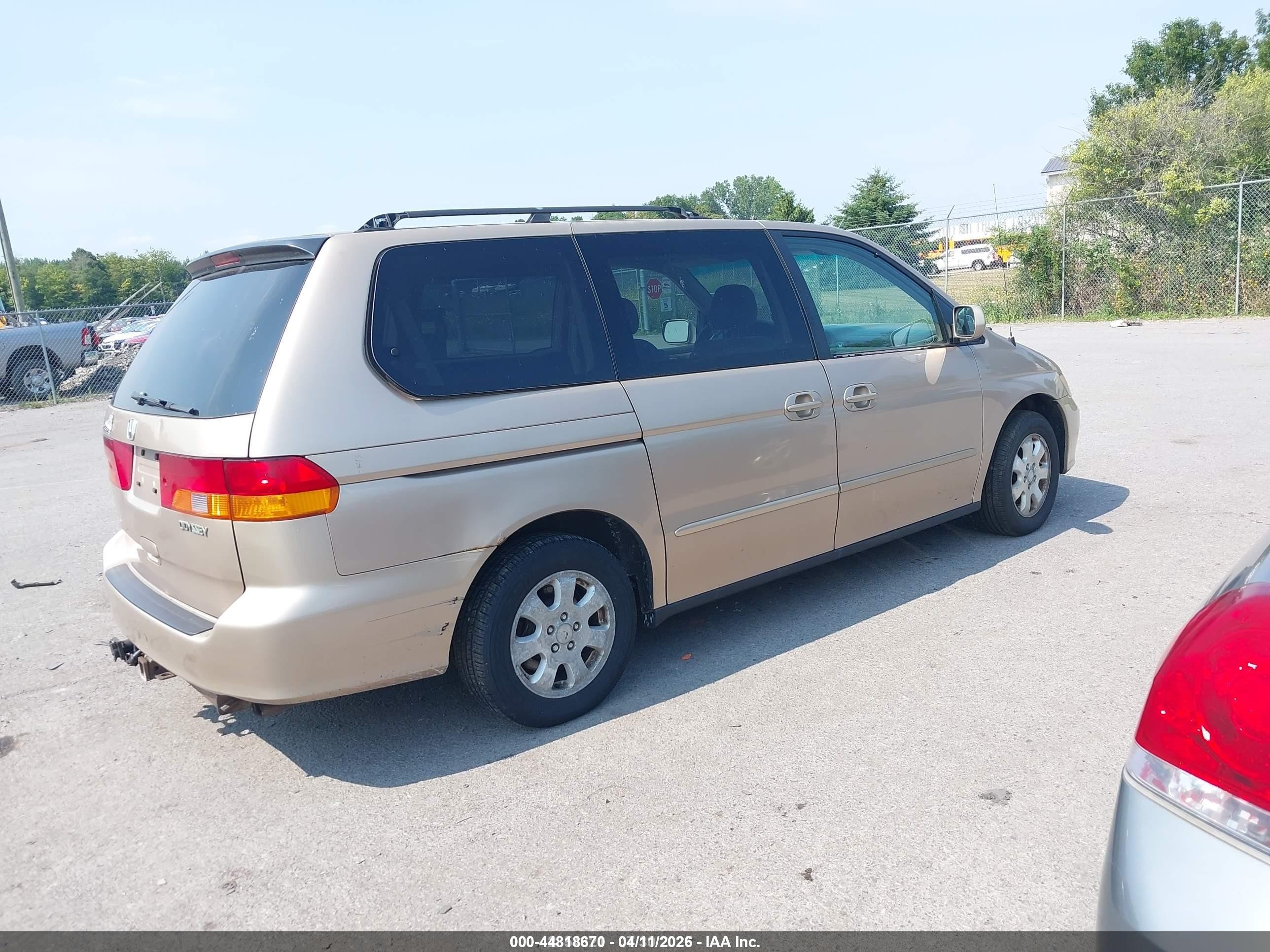 2002 Honda Odyssey Ex Gold vin: 2HKRL18652H522285