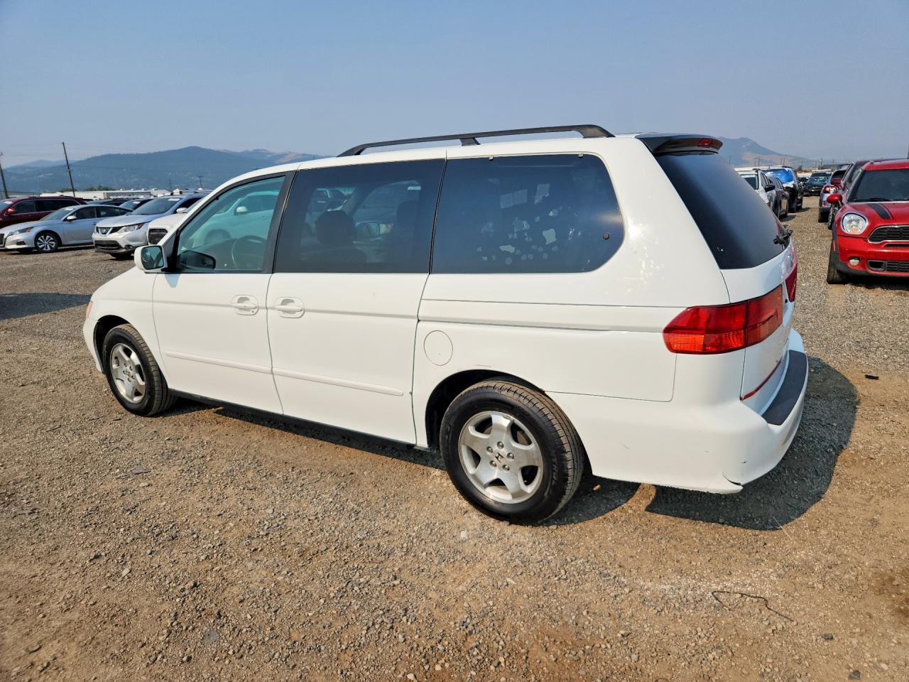 2000 Honda Odyssey Ex White vin: 2HKRL1868YH626536