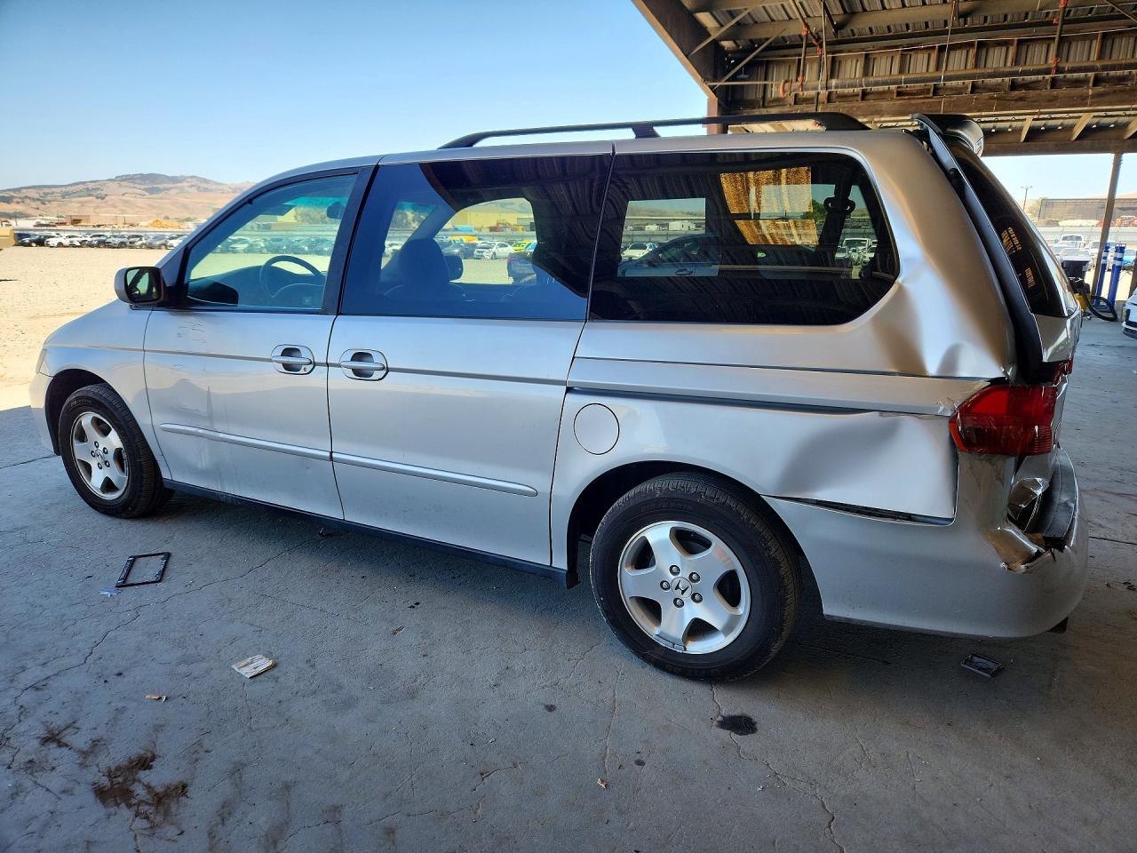 2001 Honda Odyssey Silver vin: 2HKRL18741H563255